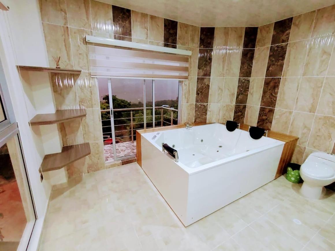Casa campestre con piscina