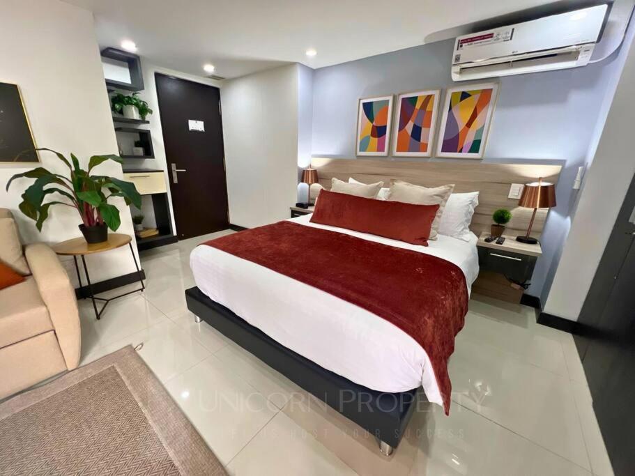 Luxury Studio in El Poblado Modern Charm