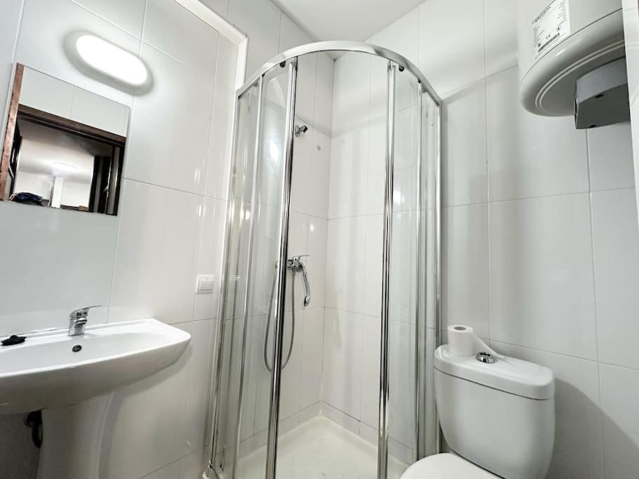 Apartamento Amplo com 4 Quartos na Zona Universitária view 3