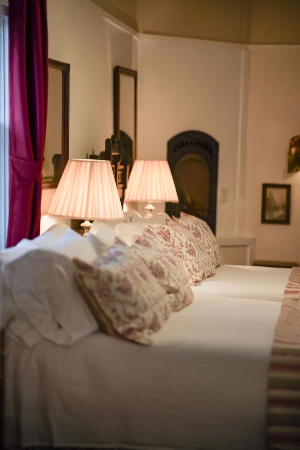 Weaverville Hotel