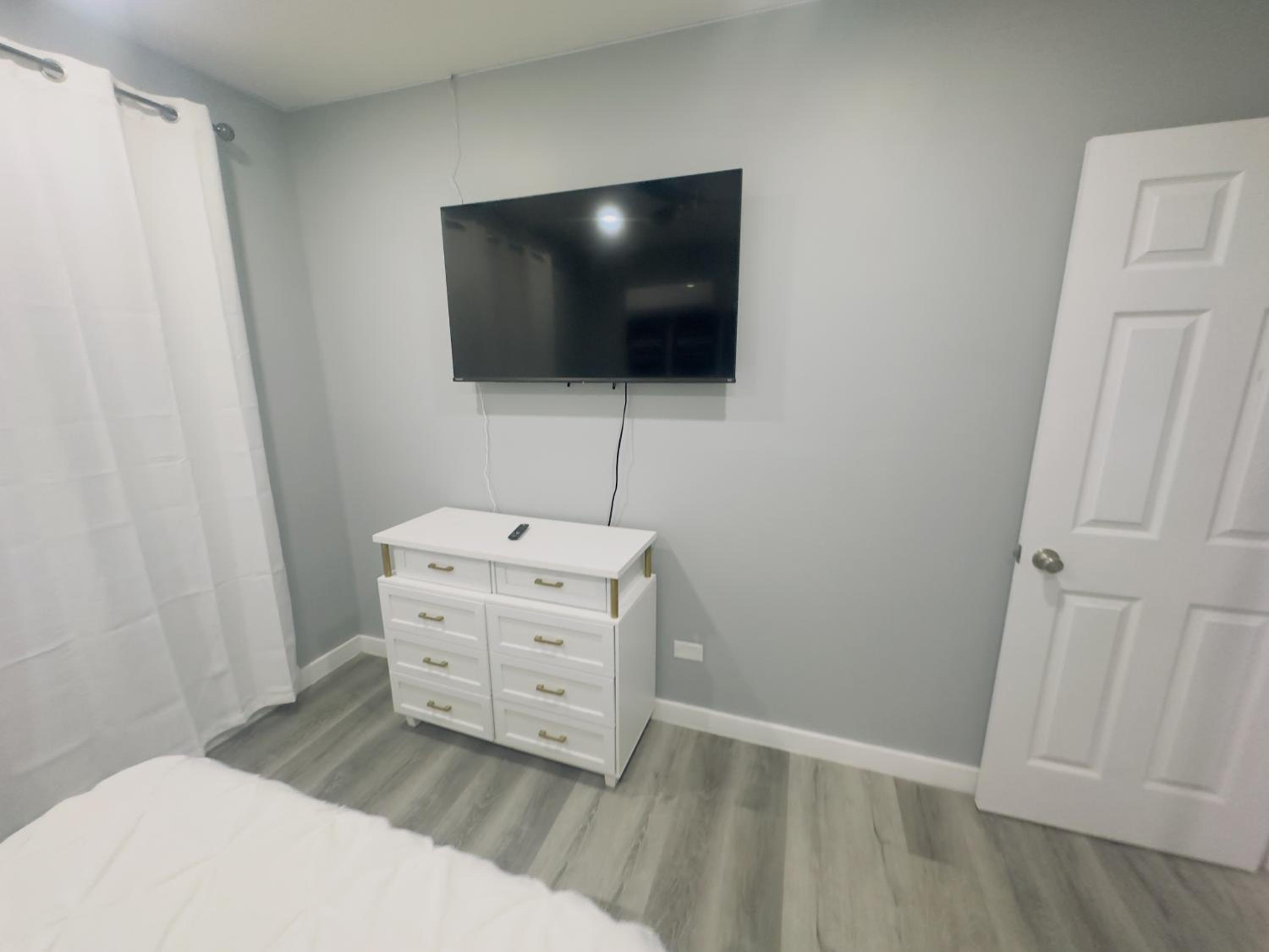 Island Haven Hideaway With Pool 4BR