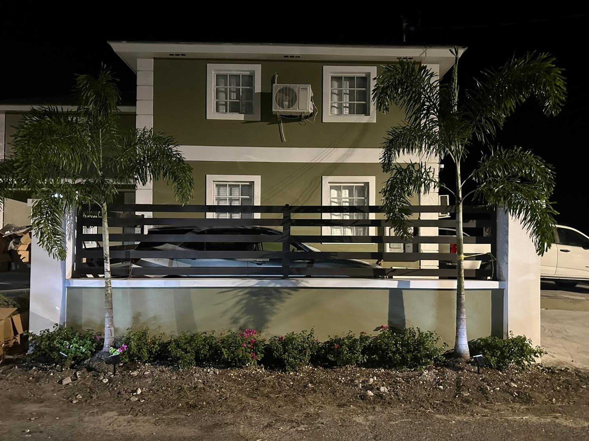 Island Haven Hideaway With Pool 4BR