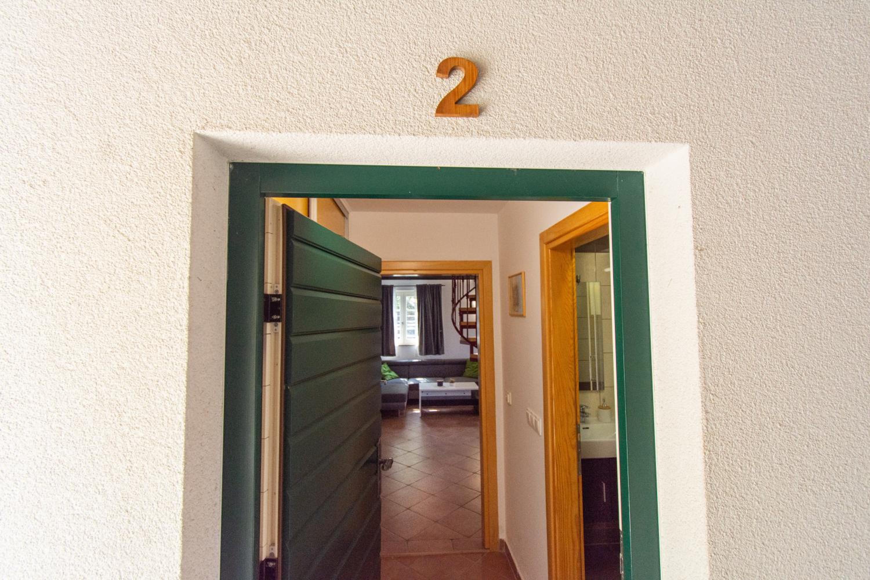 Photo 48