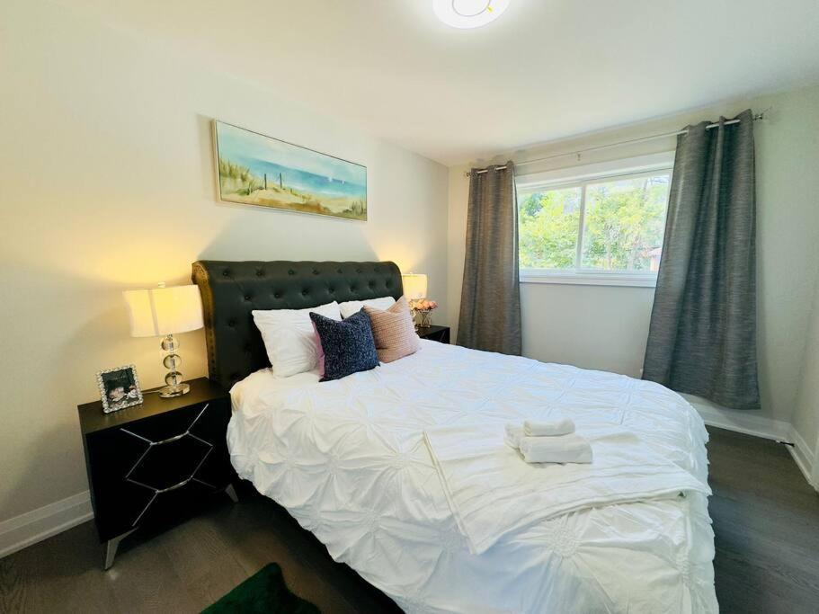 3 BR - Renovated - Free Onsite Parking