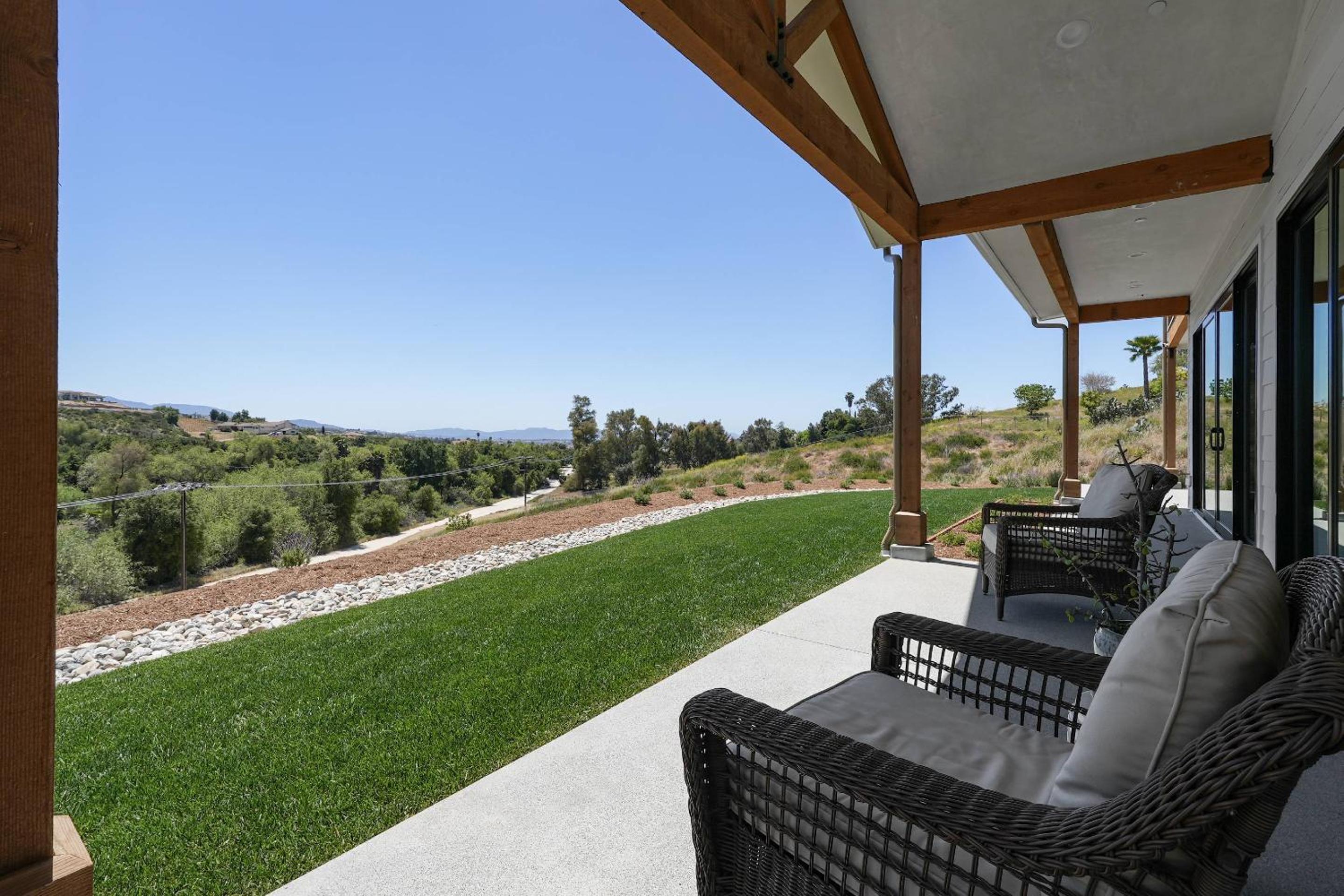 Wine Country Hilltop Farmhouse