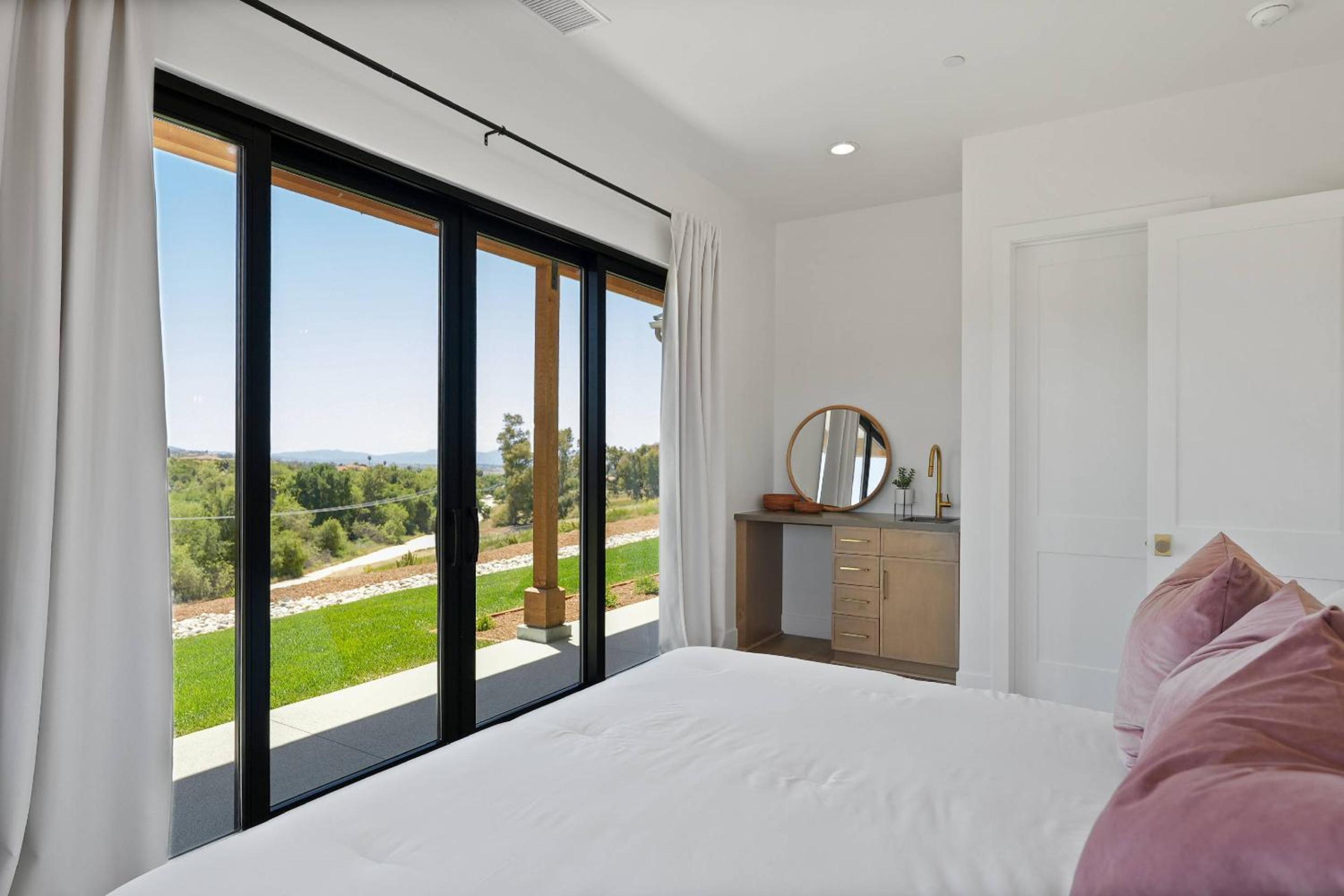 Wine Country Hilltop Farmhouse