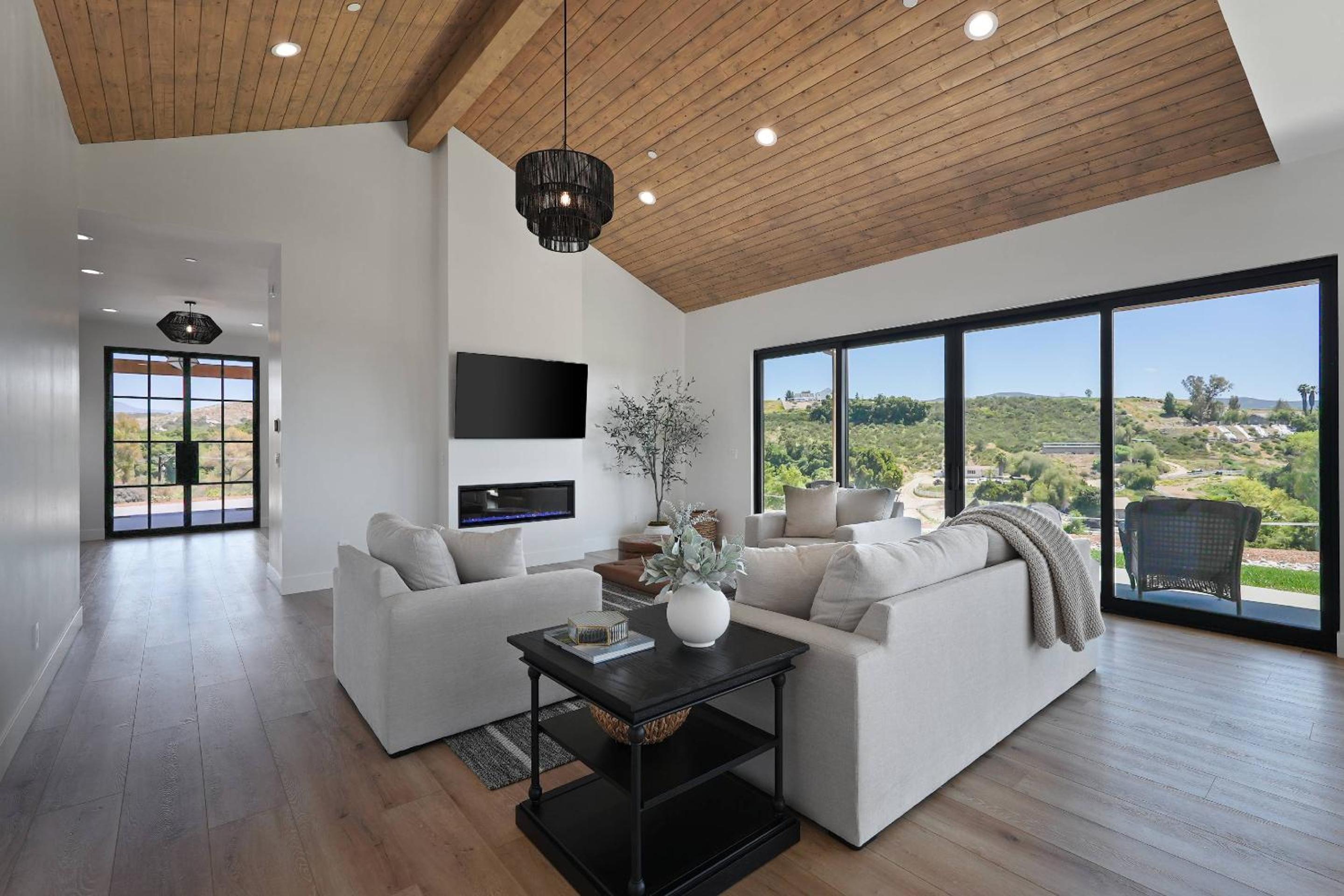 Wine Country Hilltop Farmhouse