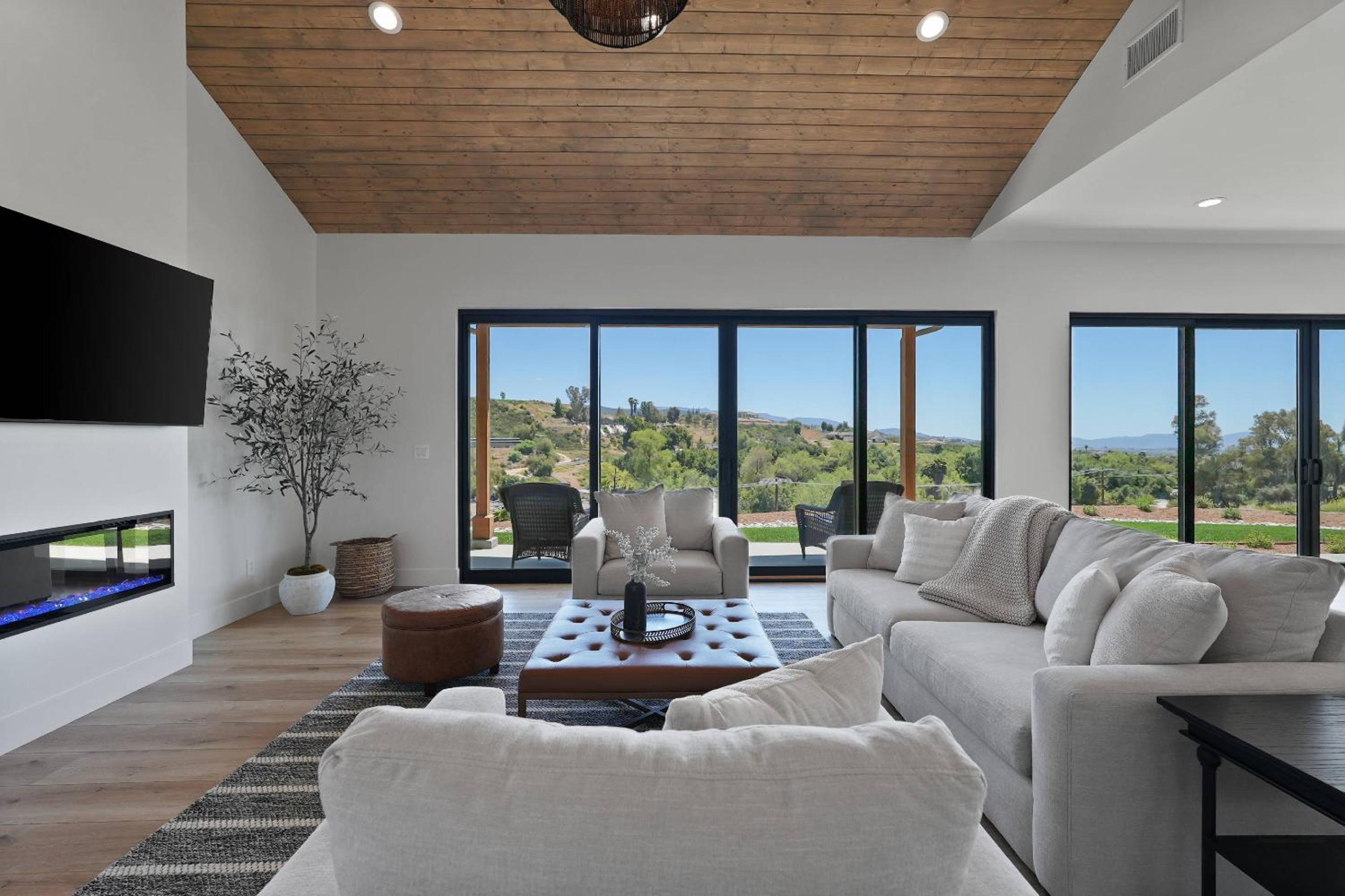Wine Country Hilltop Farmhouse