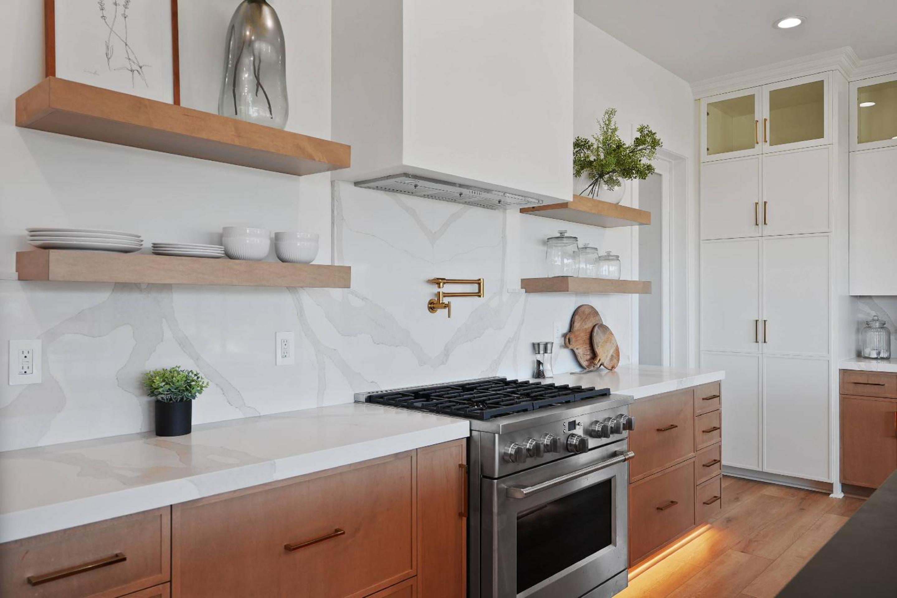 Wine Country Hilltop Farmhouse