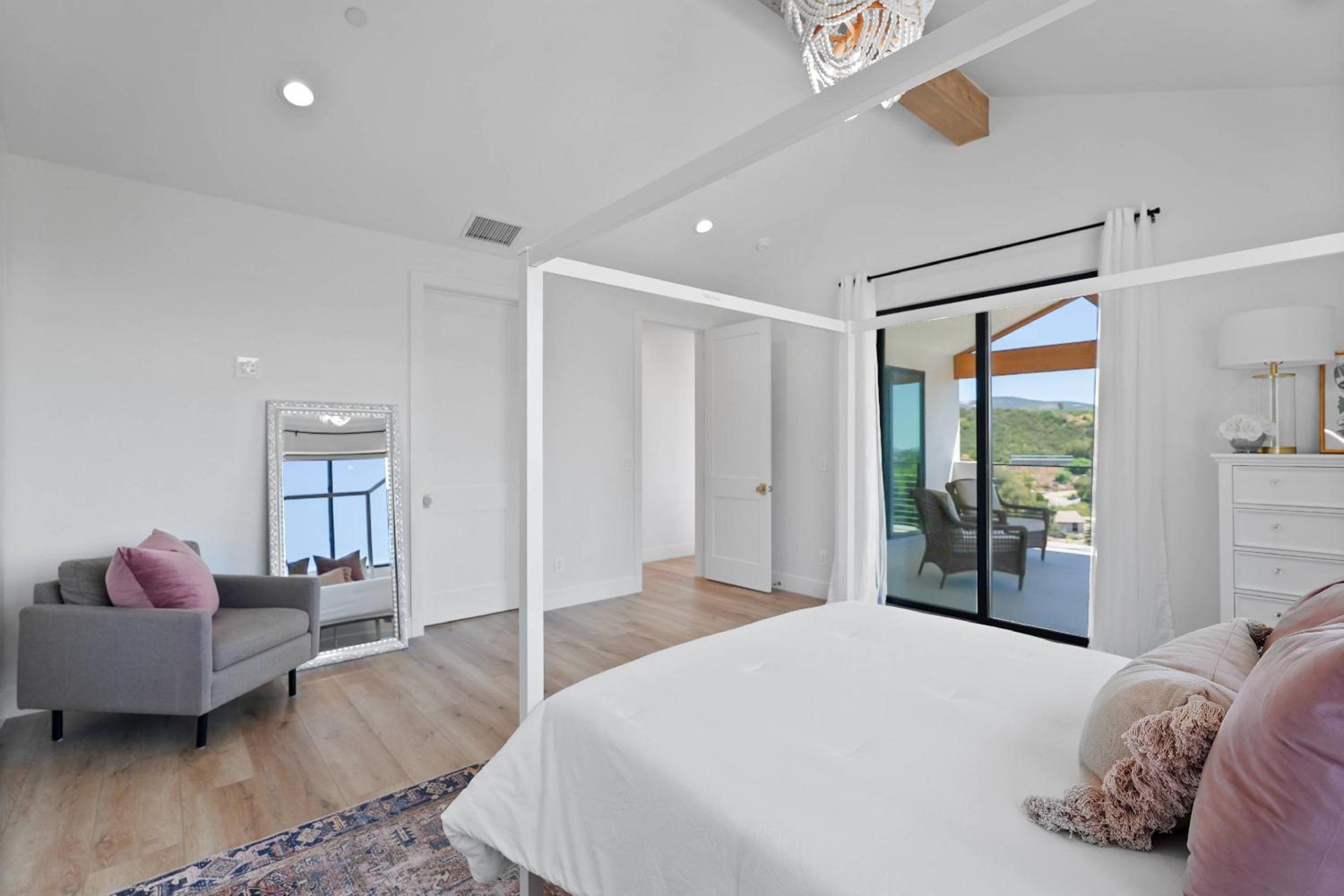 Wine Country Hilltop Farmhouse