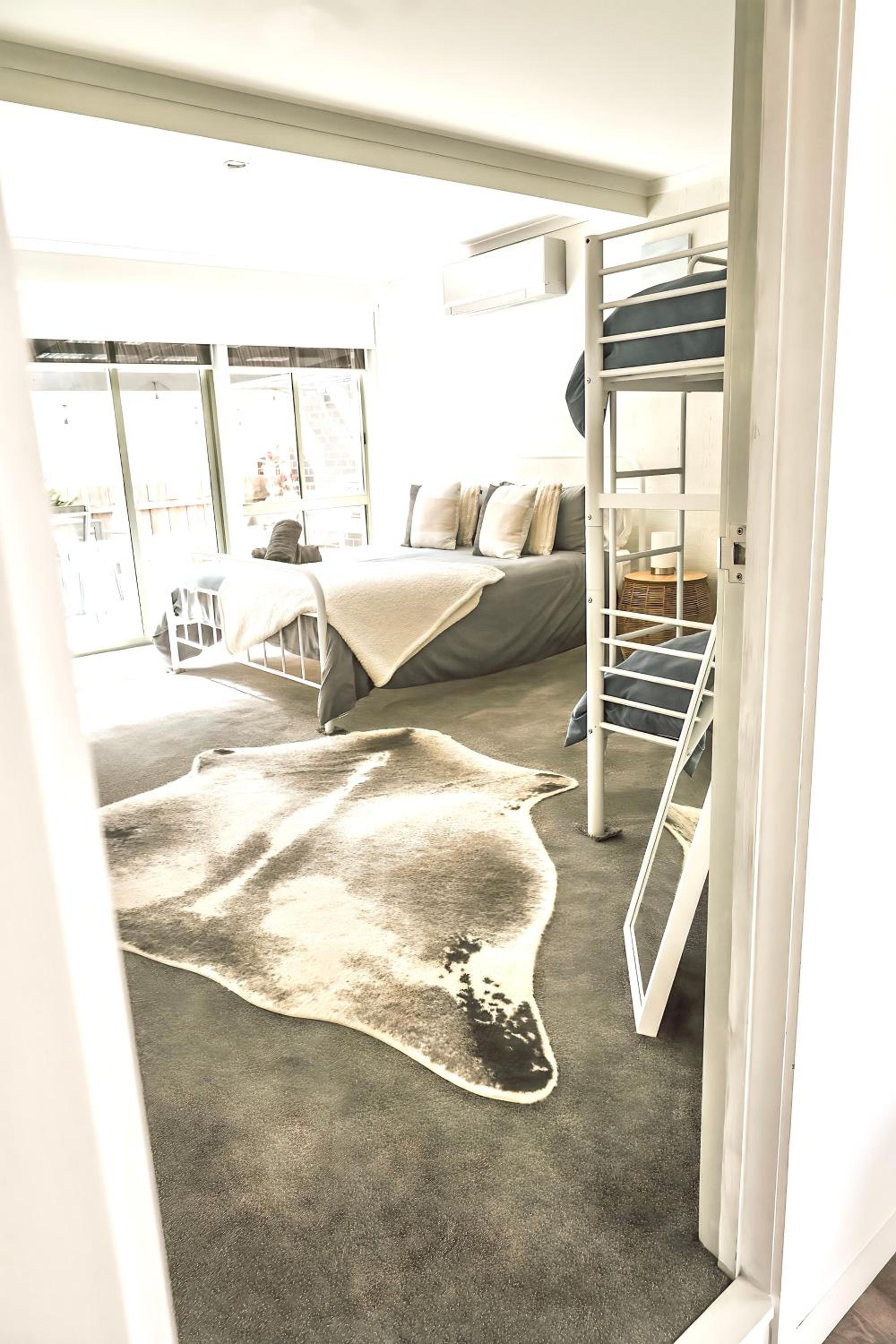 Driftwood Townhouse - Waterfront-Central Location