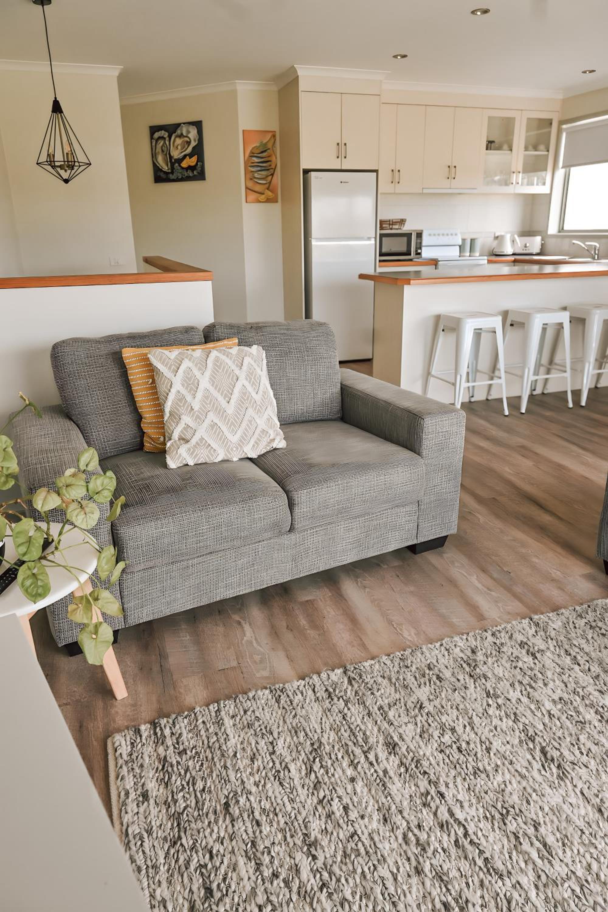 Driftwood Townhouse - Waterfront-Central Location