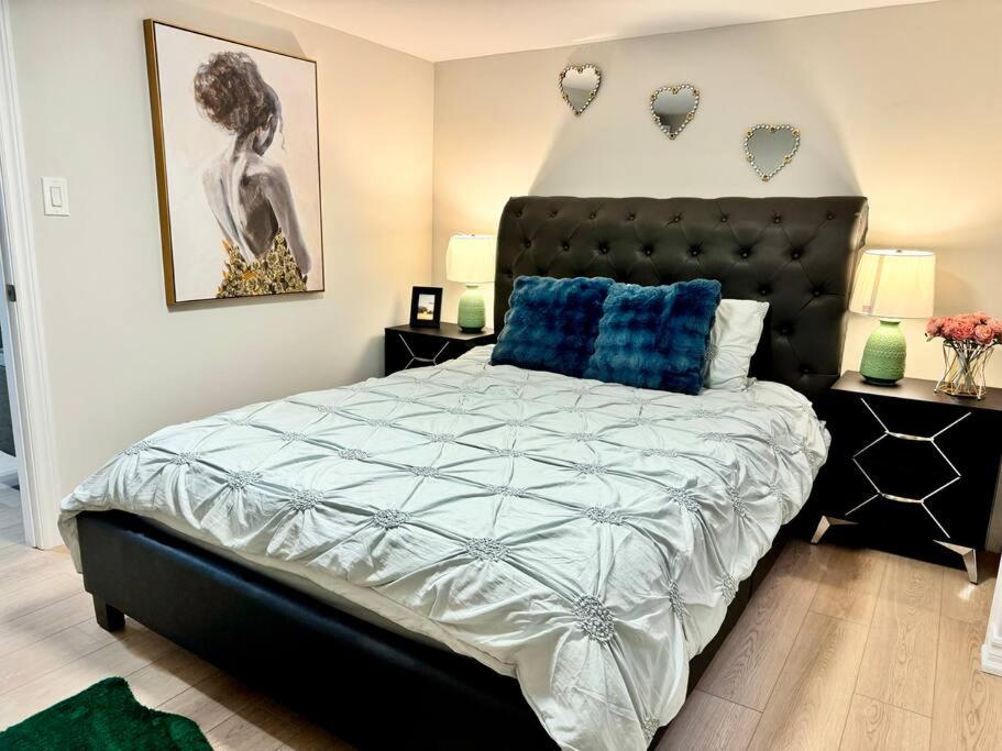 Renovated - Private Entrance & Kitchen - 1 Bedroom