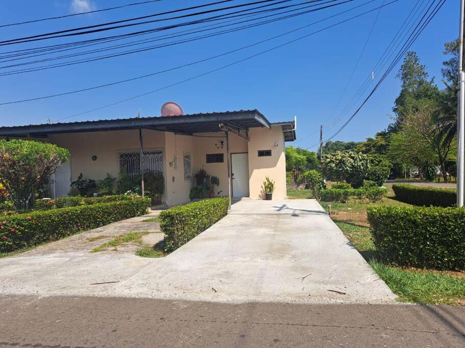 Habitación con acceso privado