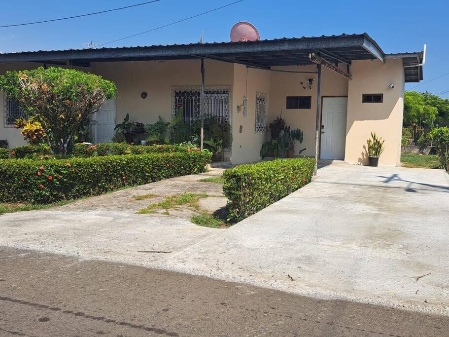 Habitación con acceso privado