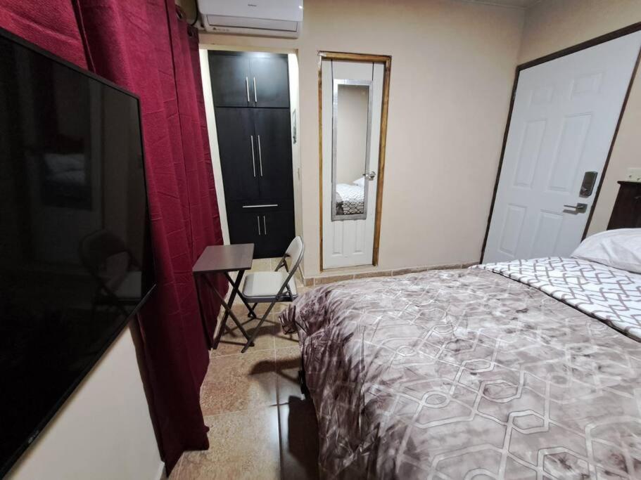 Habitación con acceso privado