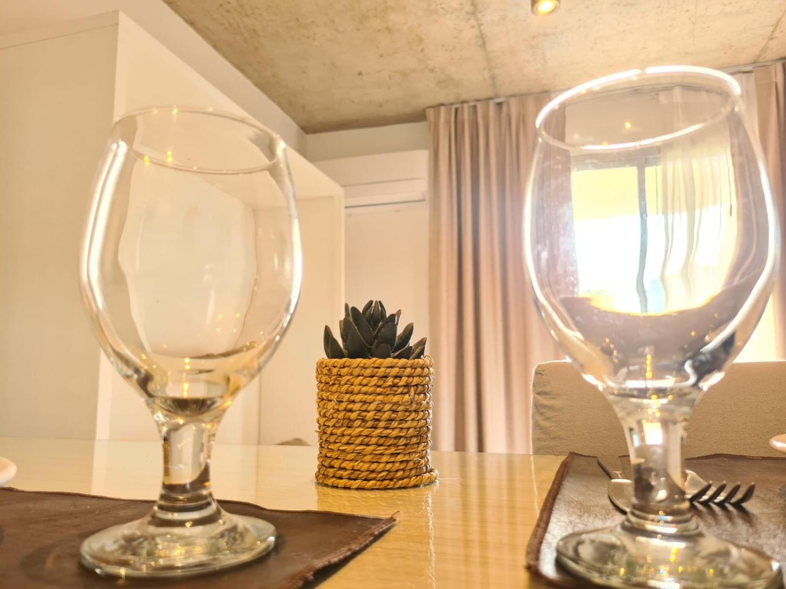La Morada Rentals & Studio 44 - Centro Escobar- Parking con costo-