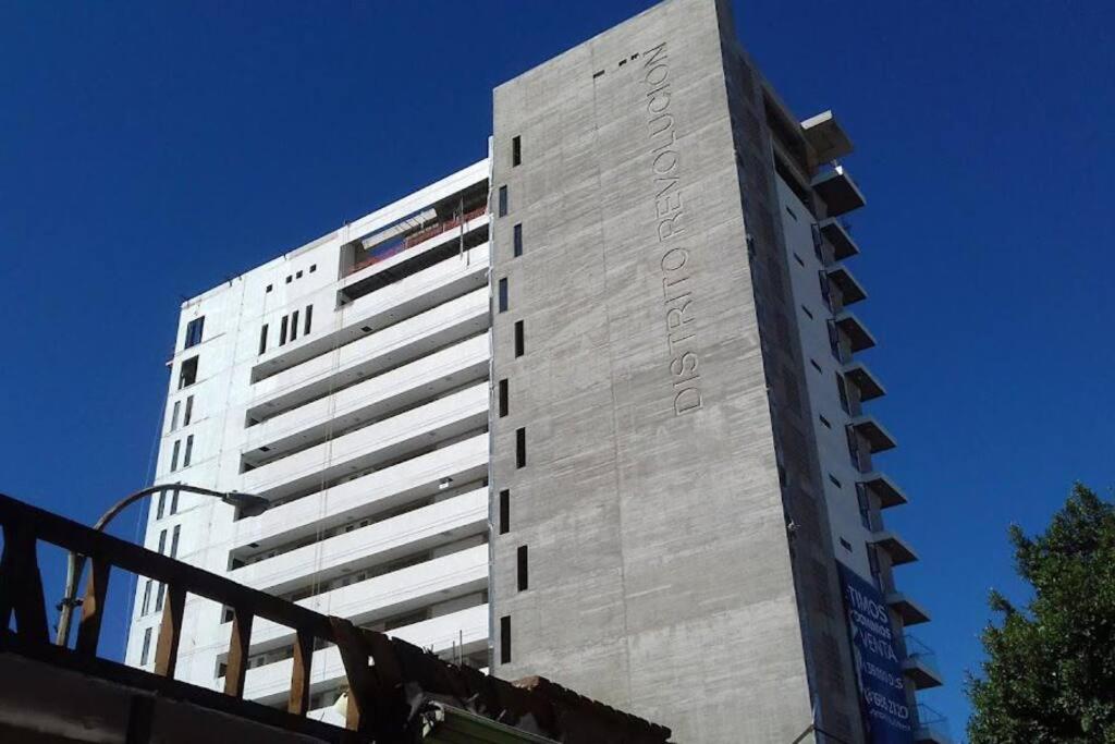 Dowtown 1 BR Suite in Av Revolucion Tijuana