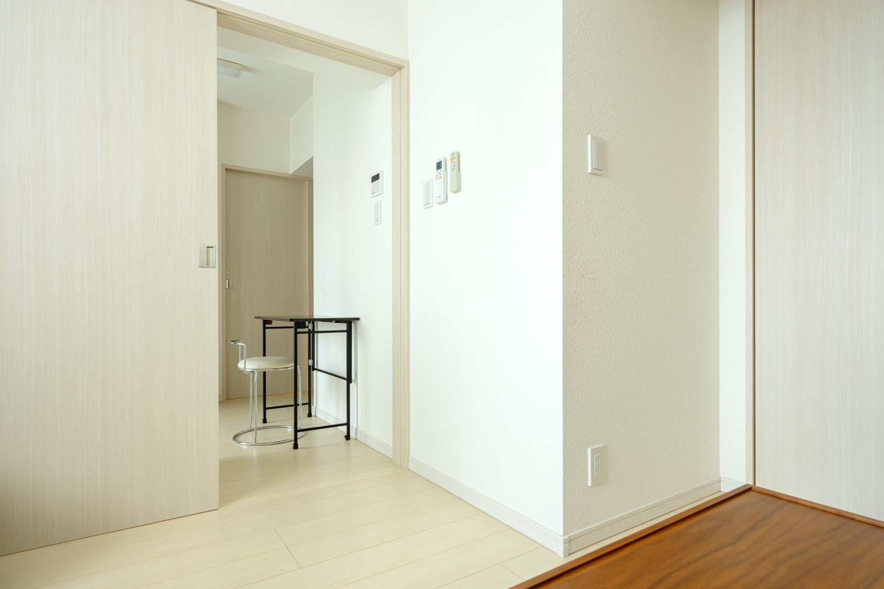 Live Casa Tokyo浜松町 - Direct Haneda Monorail - Near Tokyo Tower - 1 Stop to Shinkansen