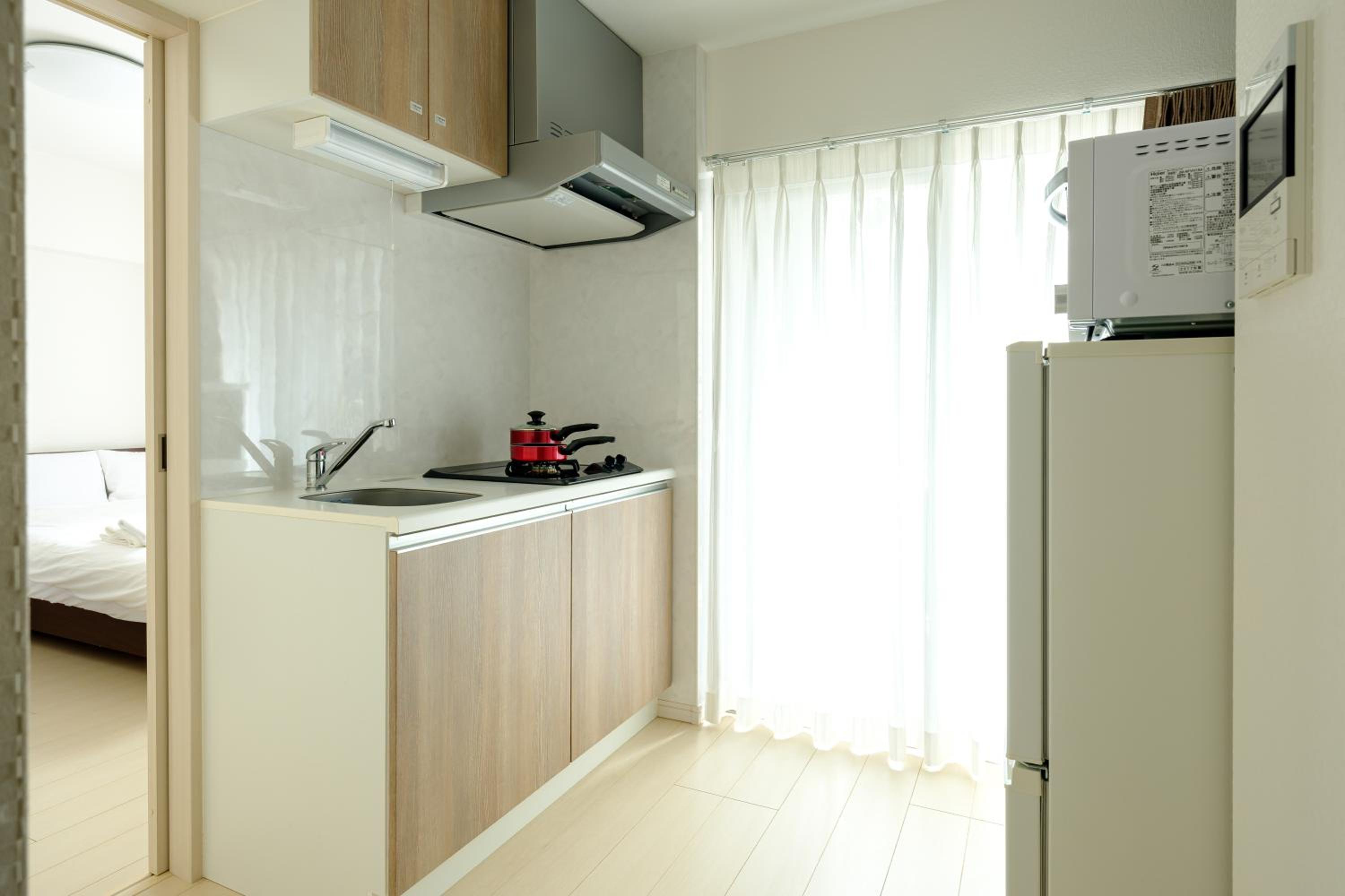 Live Casa Tokyo浜松町 - Direct Haneda Monorail - Near Tokyo Tower - 1 Stop to Shinkansen