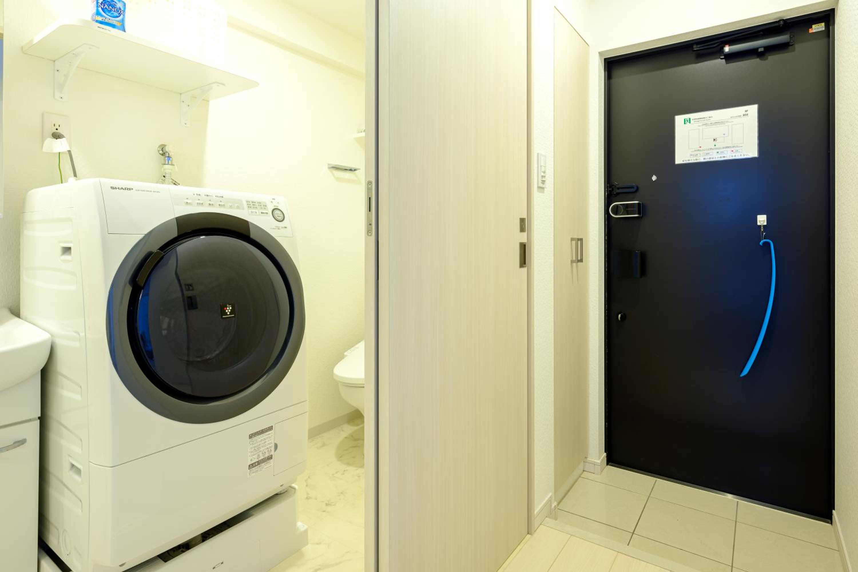 Live Casa Tokyo浜松町 - Direct Haneda Monorail - Near Tokyo Tower - 1 Stop to Shinkansen