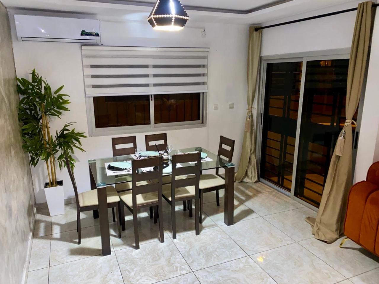 2Bed Abidjan Apartment- Relax Explore & Unwind