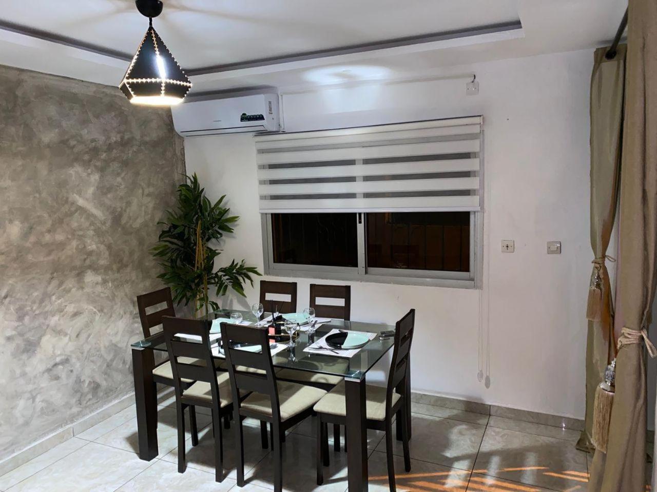 2Bed Abidjan Apartment- Relax Explore & Unwind