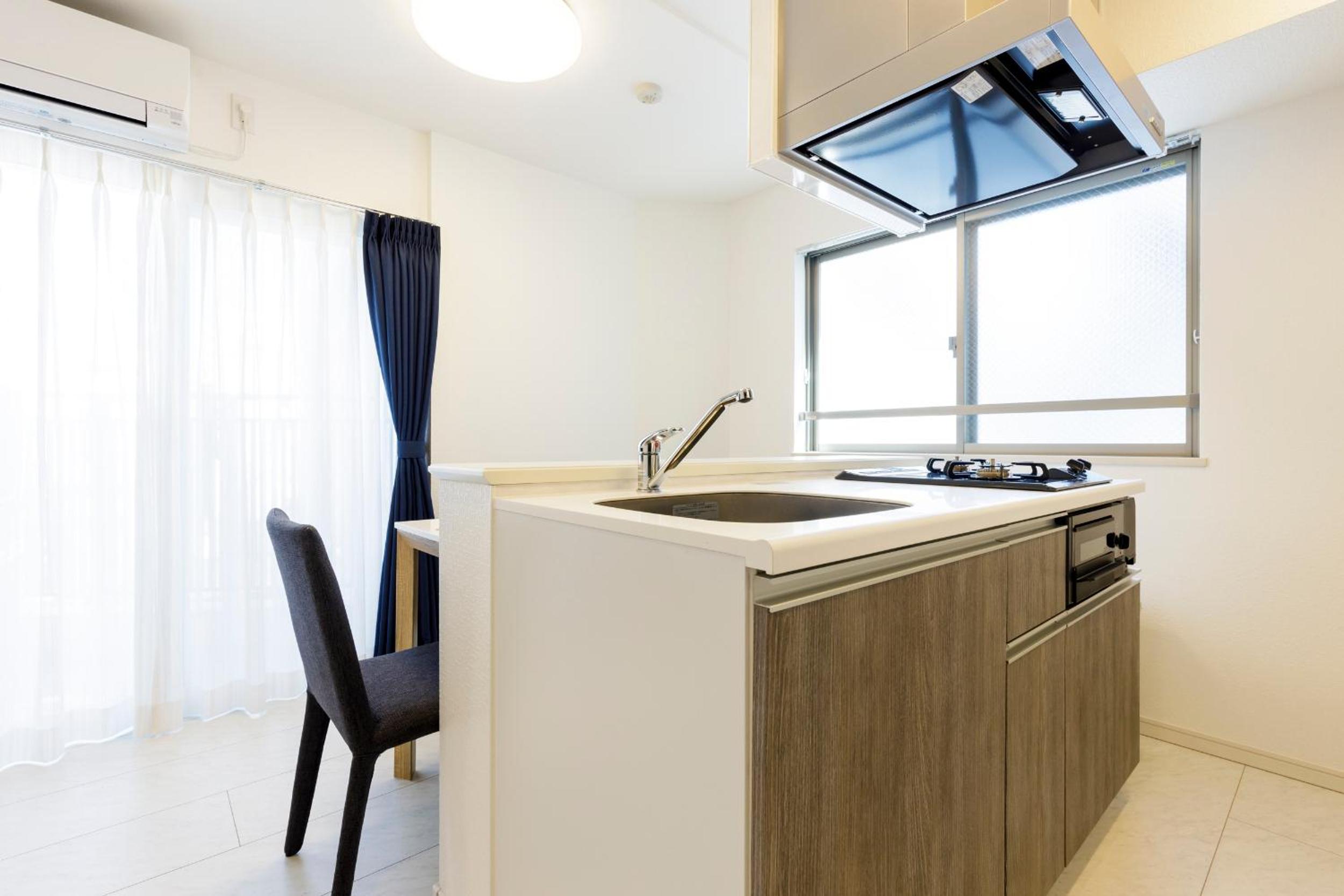 Live Casa Tokyo浜松町 - Direct Haneda Monorail - Near Tokyo Tower - 1 Stop to Shinkansen