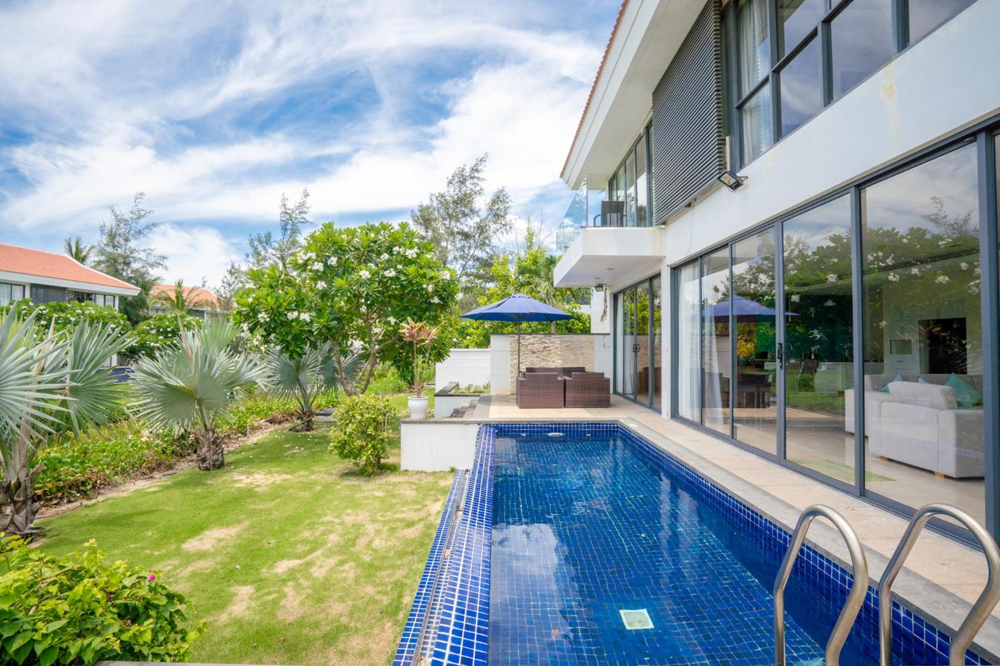 Asana Ocean Resort & Spa Danang view 3