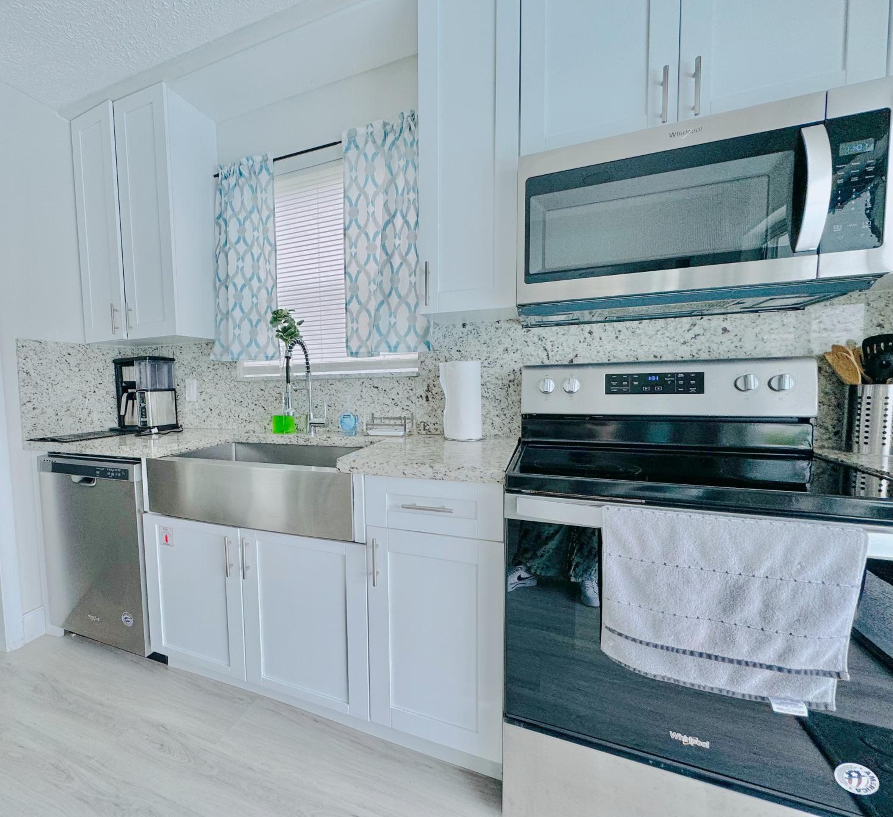 Fort Lauderdale Vacations - Tropical Villa, King Bed, Pool, Top Location - Property Image 29