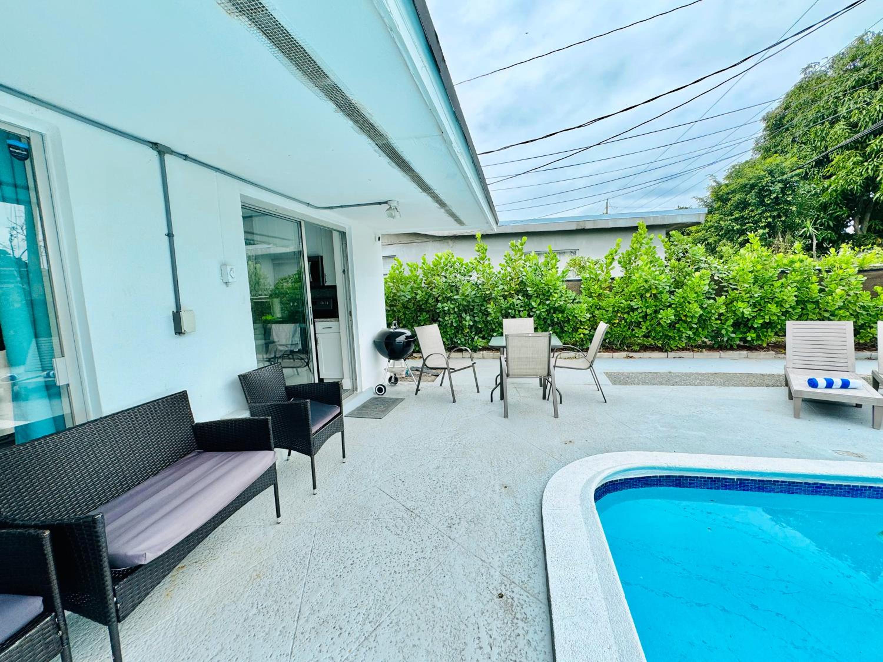 Fort Lauderdale Vacations - Tropical Villa, King Bed, Pool, Top Location - Property Image 34