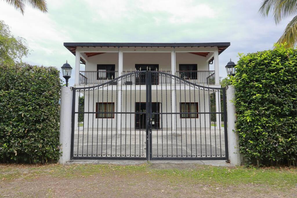 Acogedora Casa-Finca en Sopetran, Antioquia