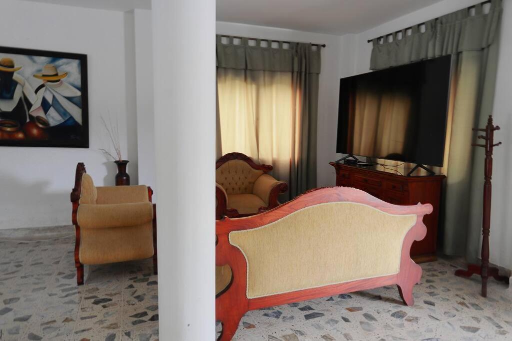 Acogedora Casa-Finca en Sopetran, Antioquia