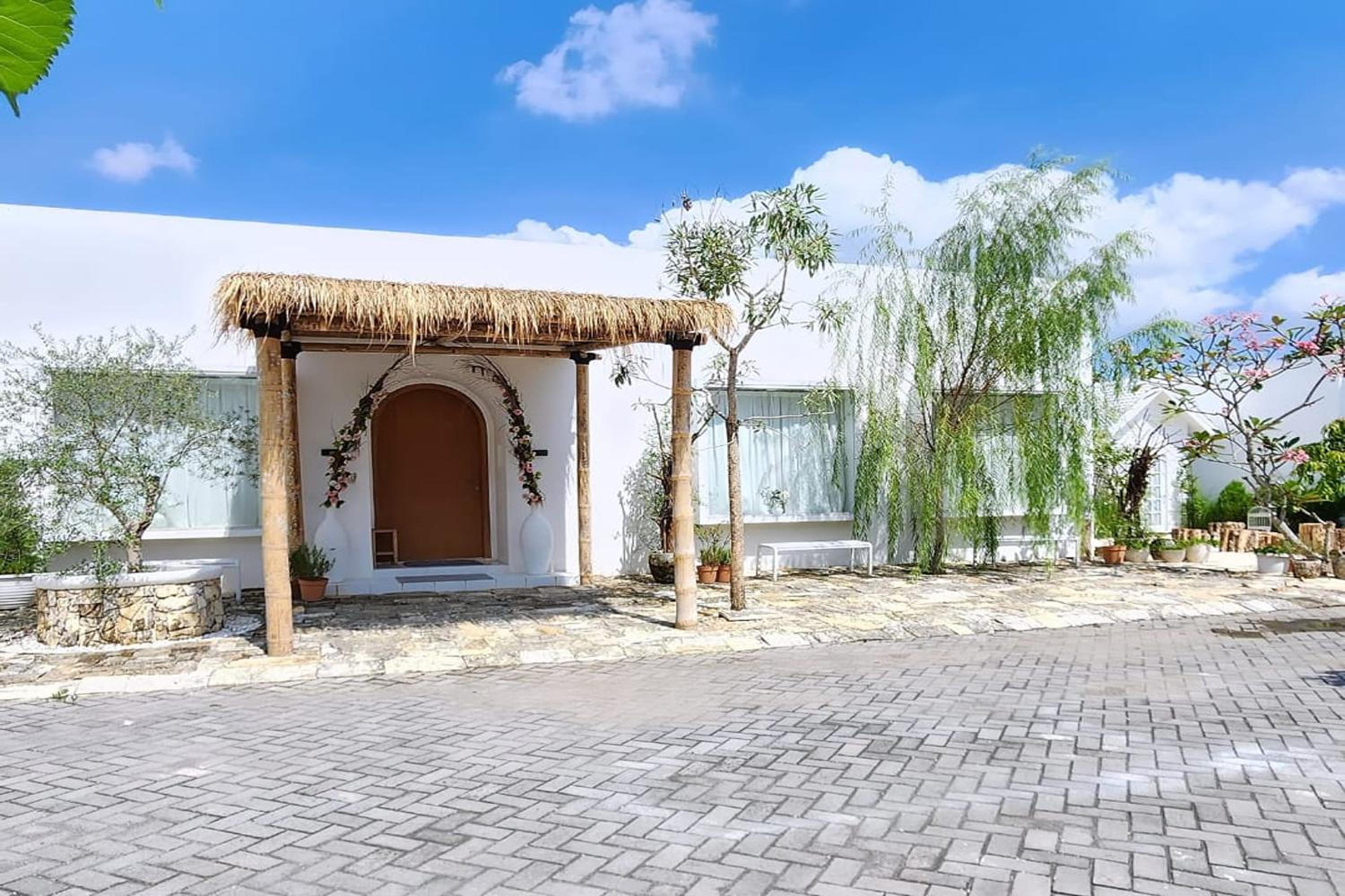 Floraison Living Villa Yogyakarta
