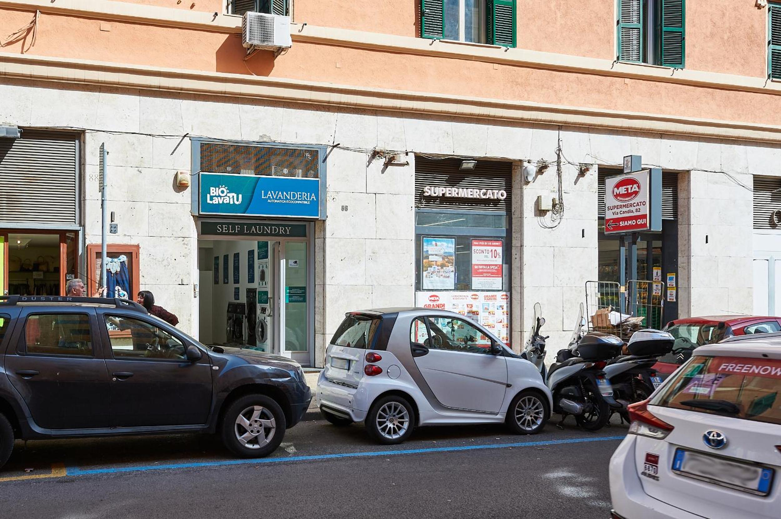 IREX near Vatican Museum new apartment
