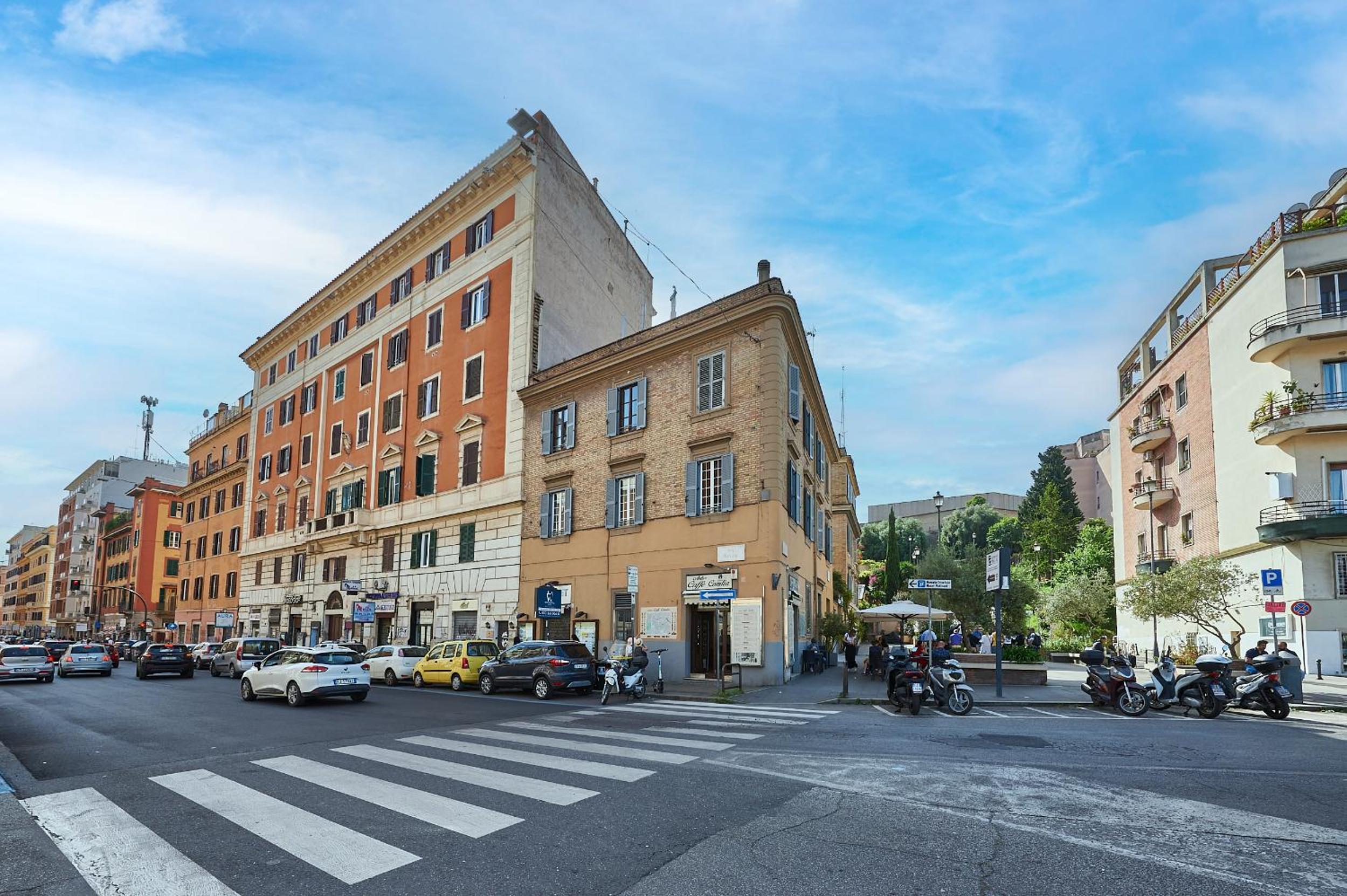 IREX near Vatican Museum new apartment