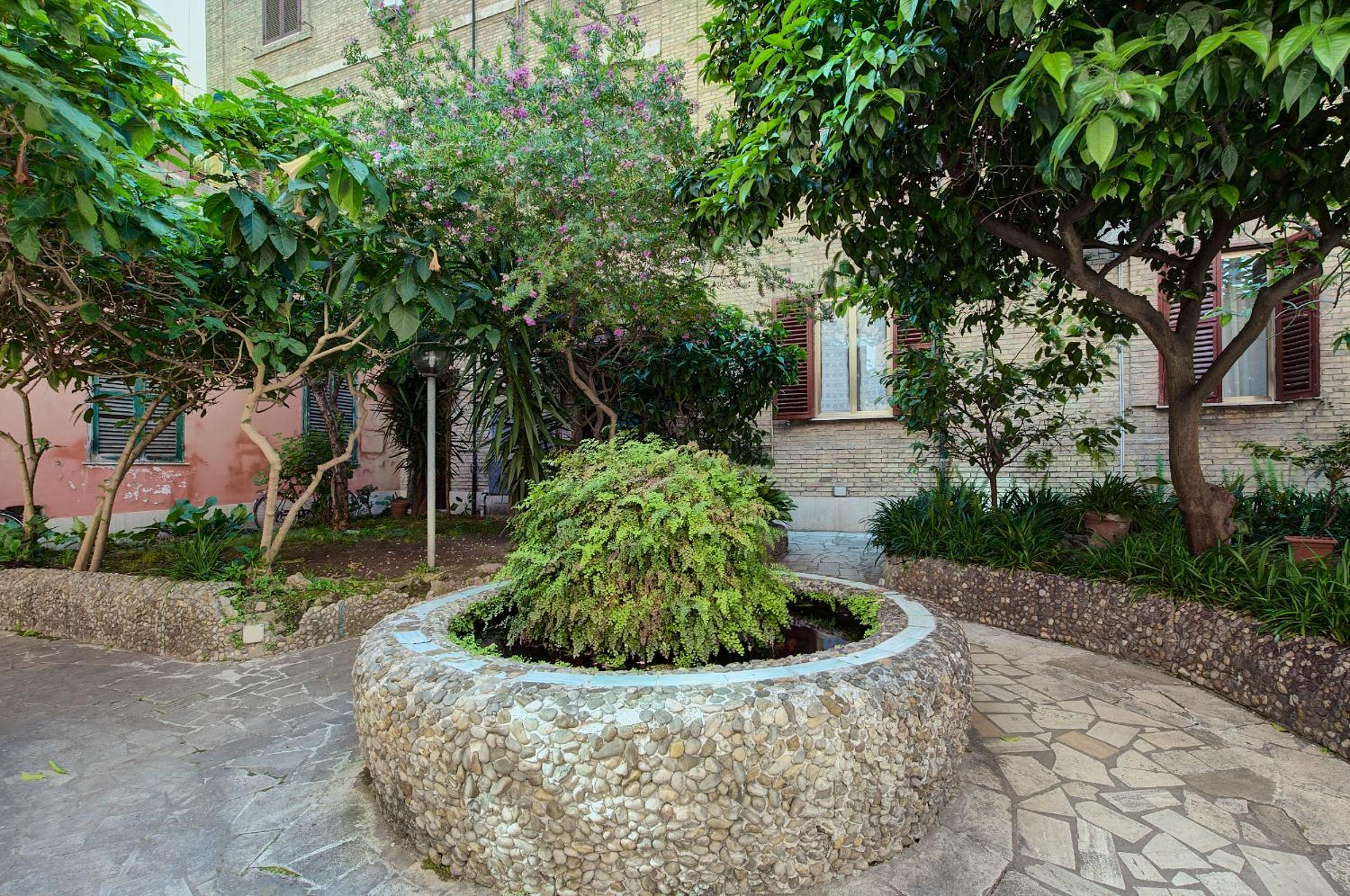 IREX near Vatican Museum new apartment