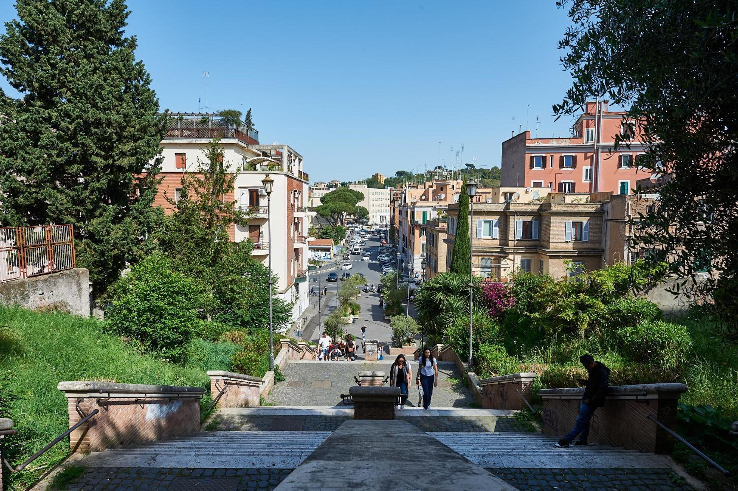 IREX near Vatican Museum new apartment