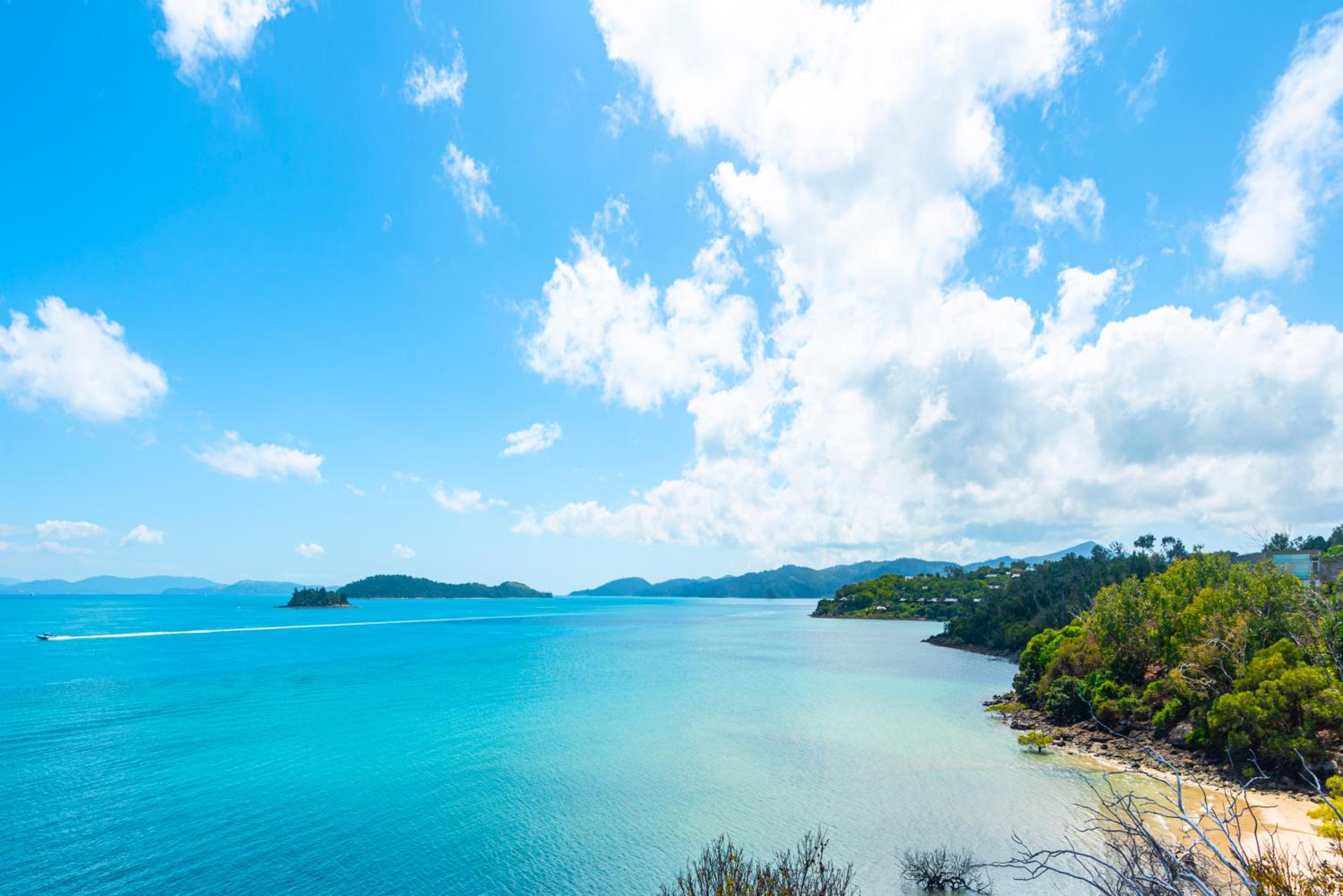 Edge Apartments on Hamilton Island by HIHA