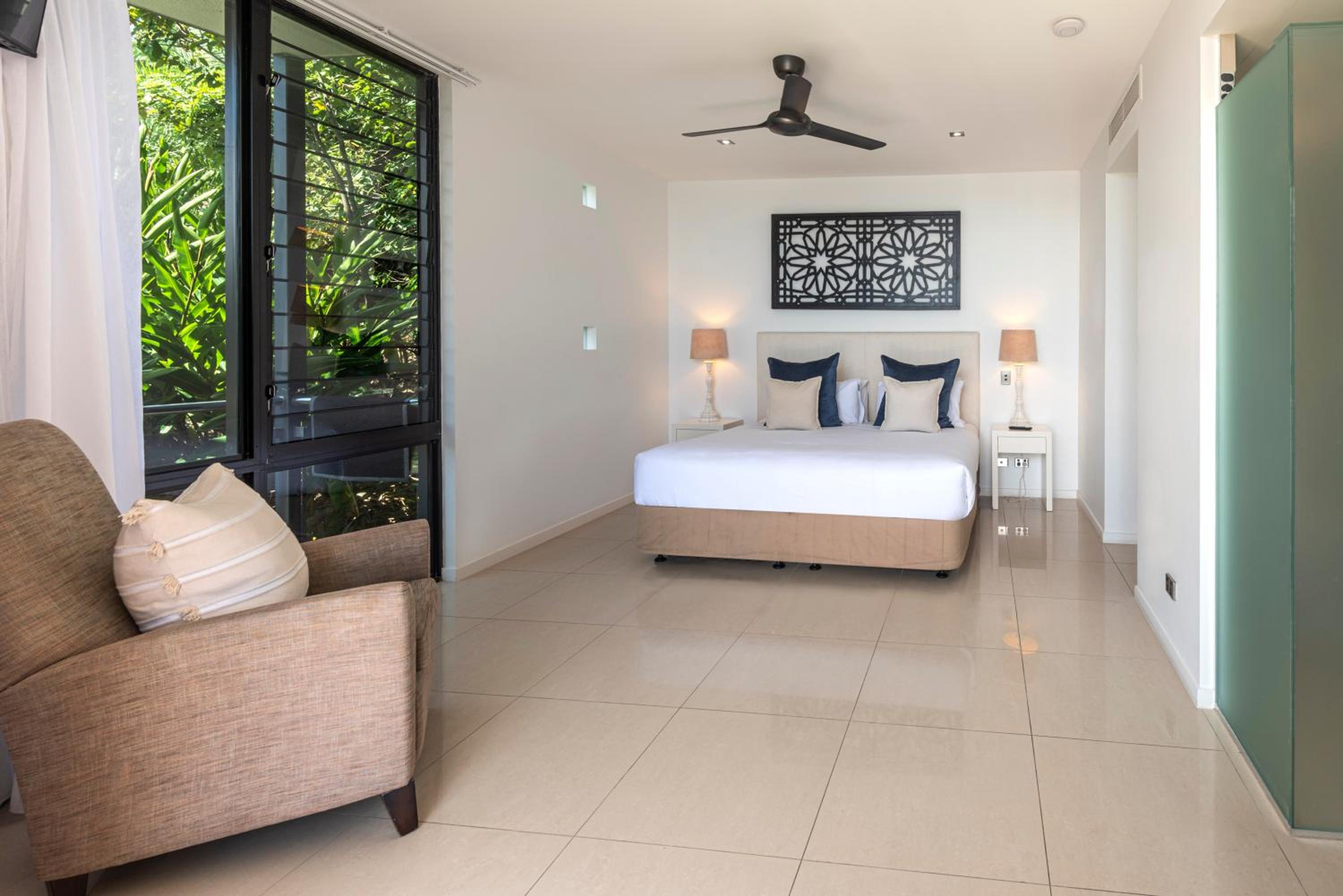 Edge Apartments on Hamilton Island by HIHA