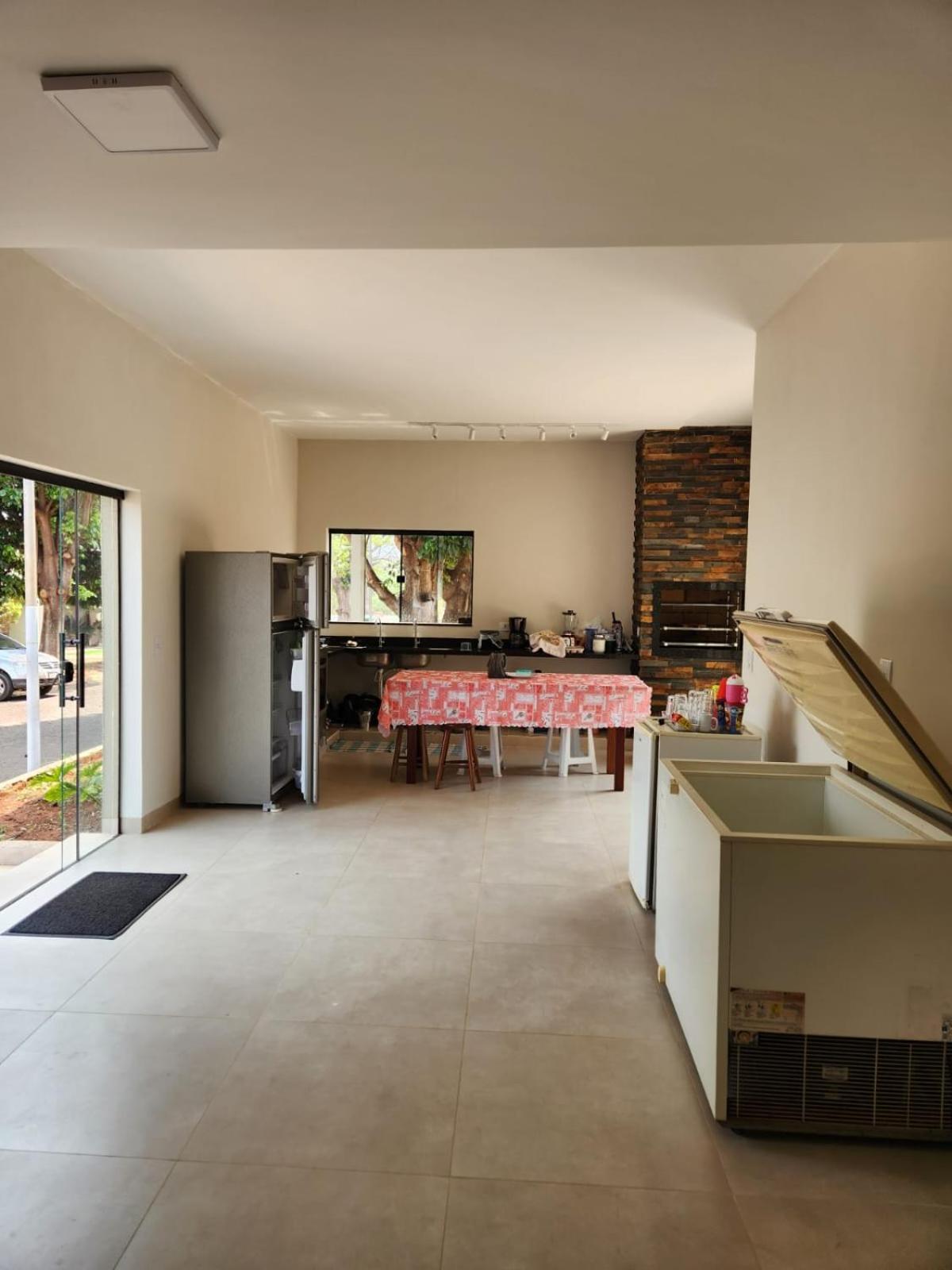 Casa contemporânea à beira do rio Paraná-VLC Stays