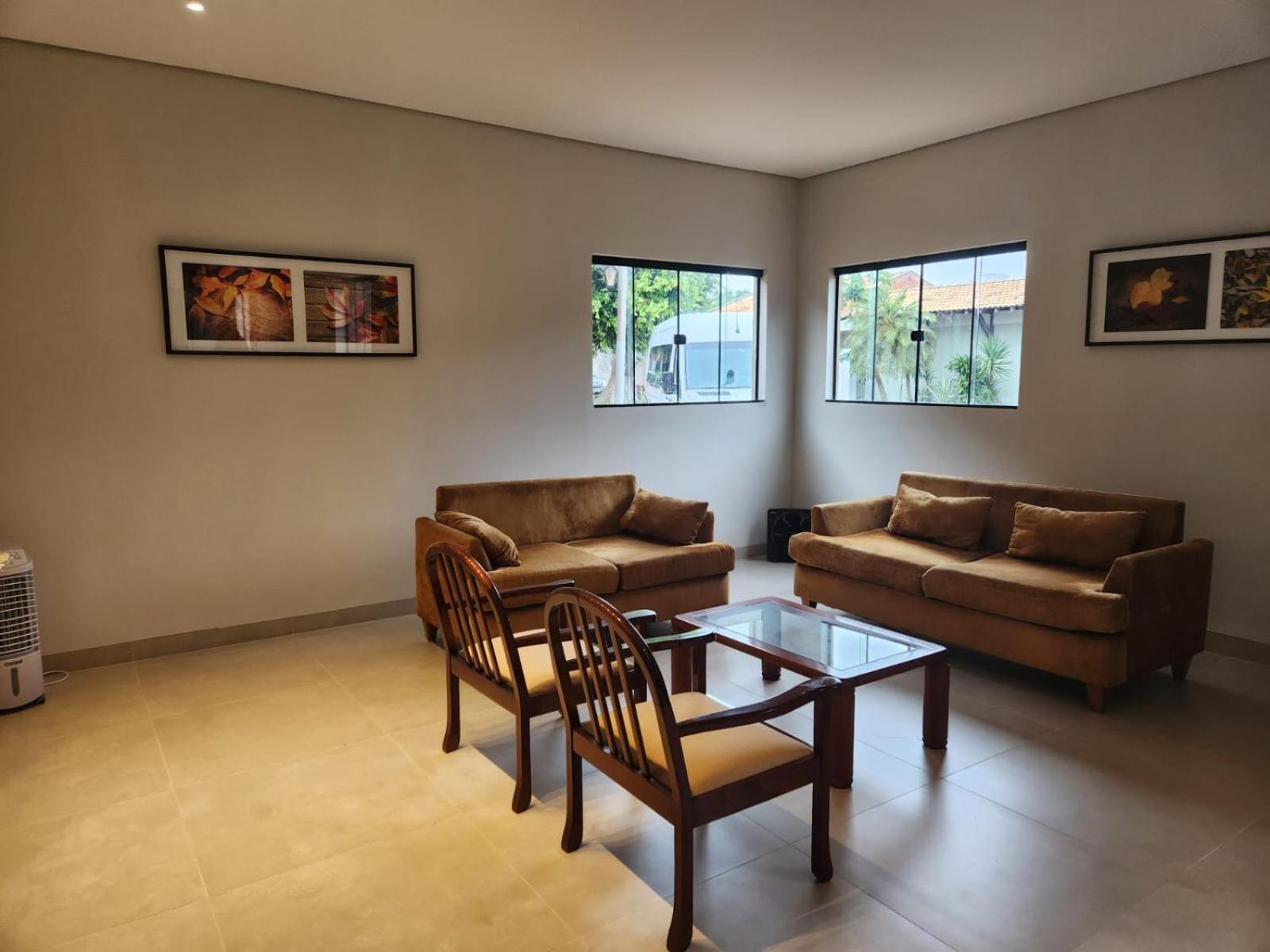 Casa contemporânea à beira do rio Paraná-VLC Stays
