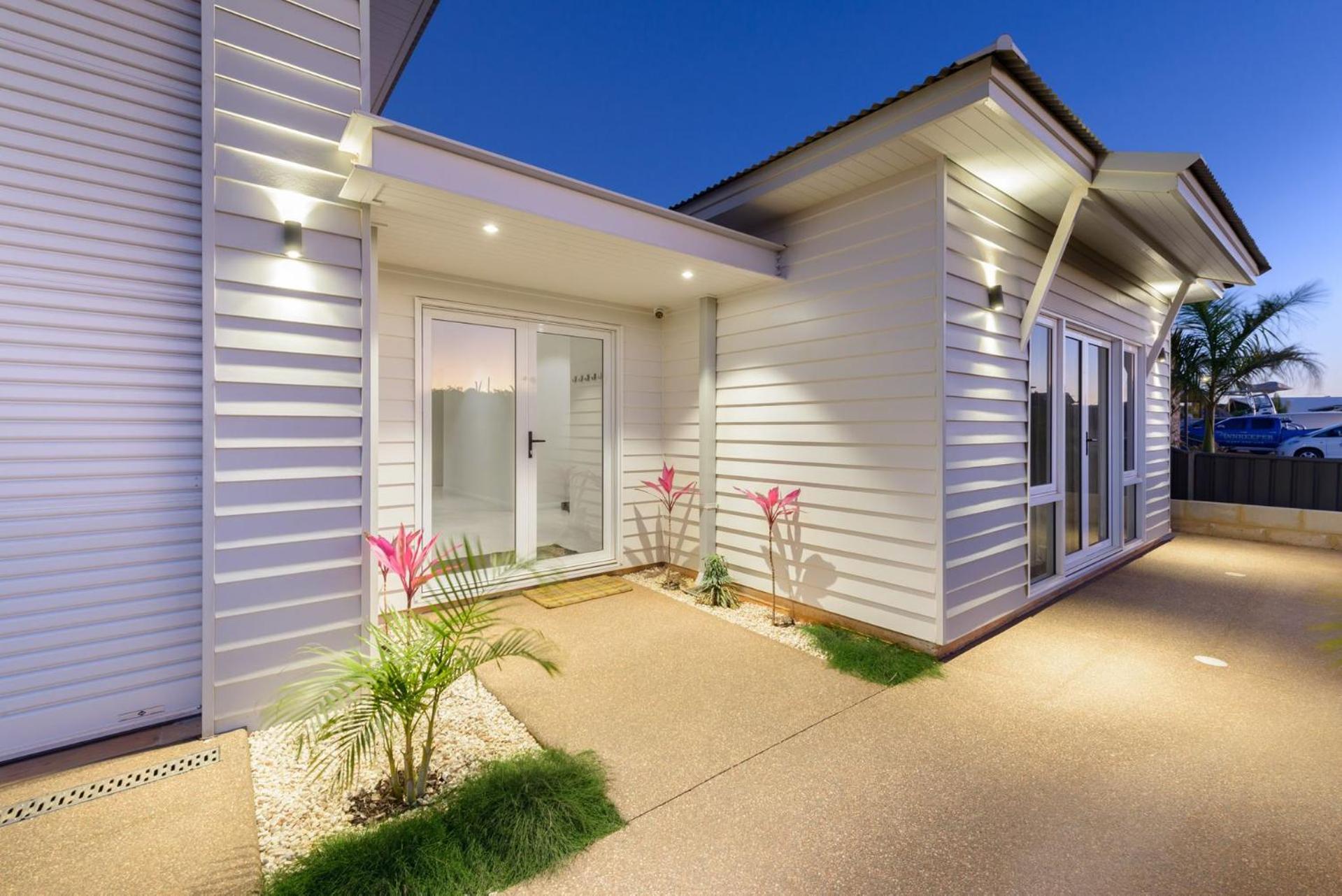 54 Madaffari Drive - Pool and Jetty