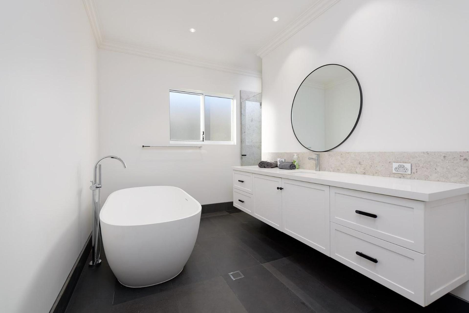 54 Madaffari Drive - Pool and Jetty