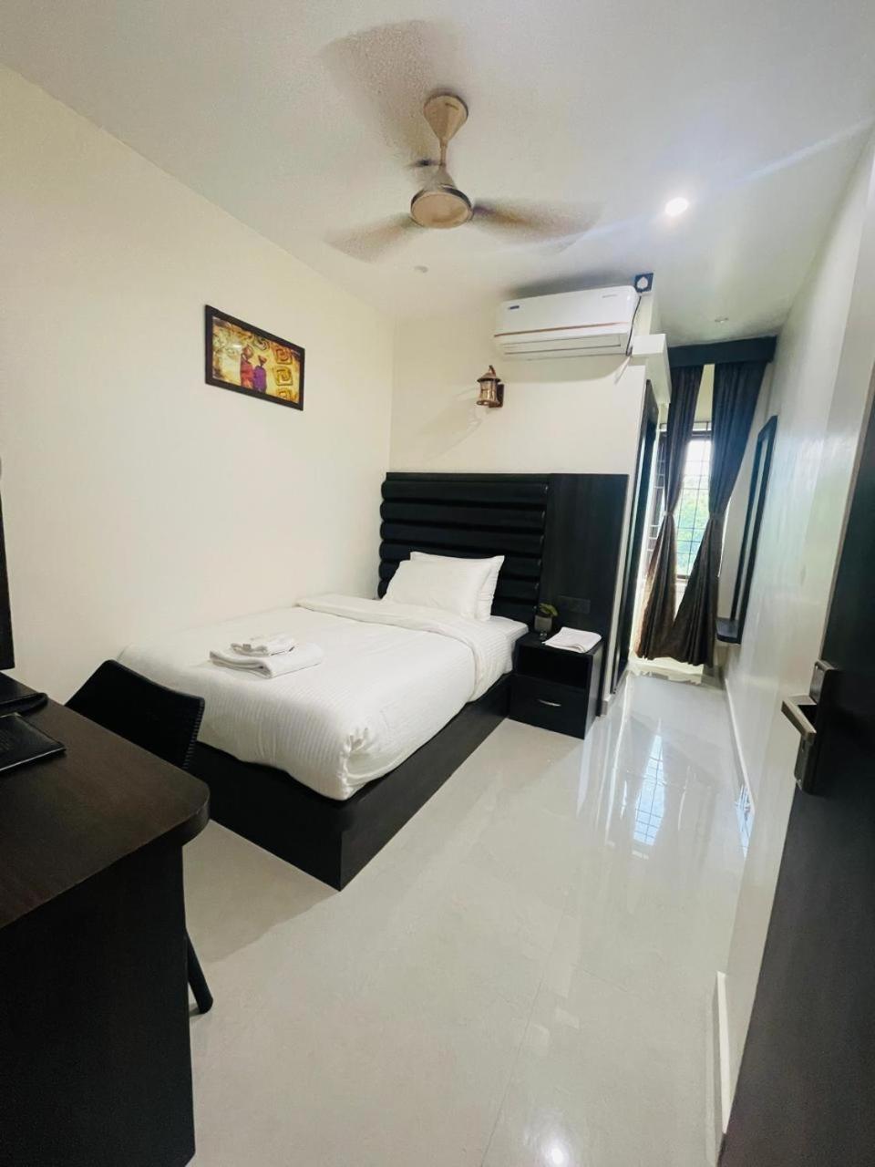 HOTEL Classic Inn
