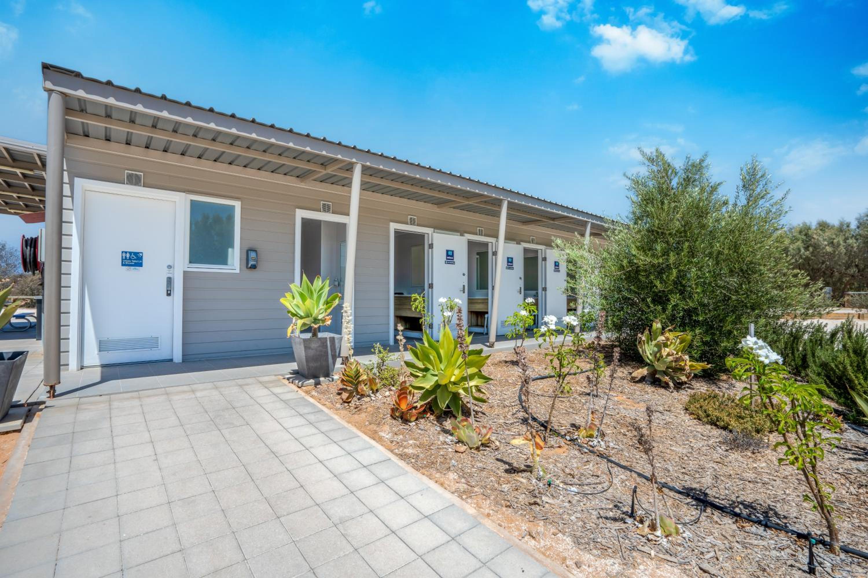 Tasman Holiday Parks - Denham Seaside