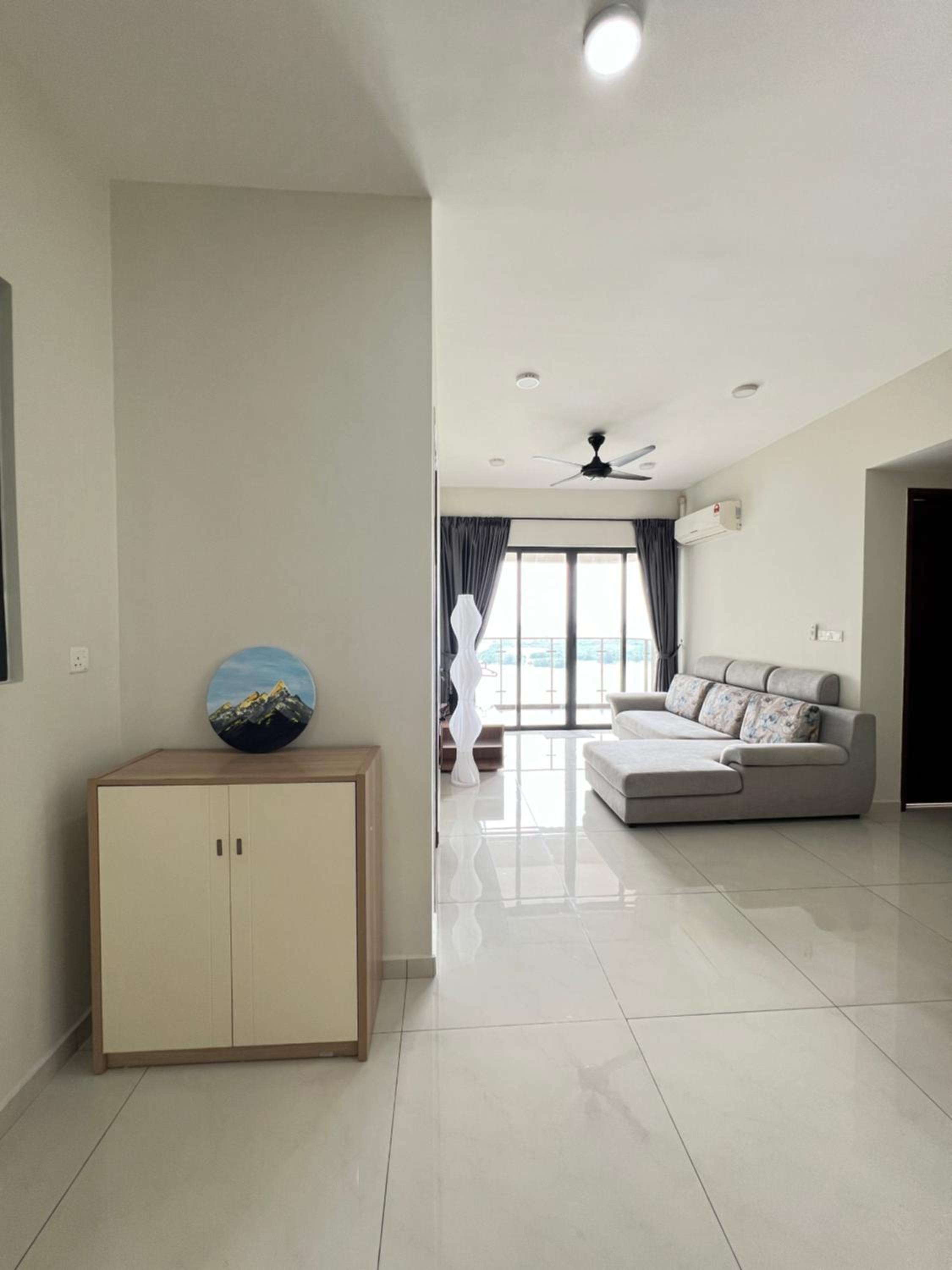 DangaBay 2R 4pax with Balcony Seaview near CIQ by Wehome