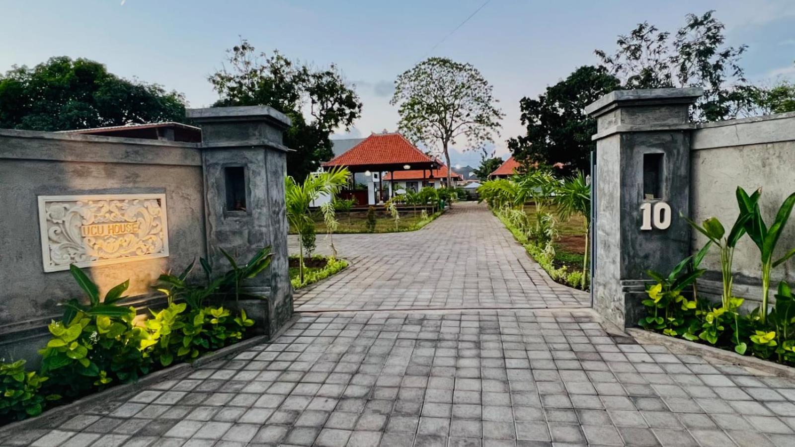 Ucu House view 3