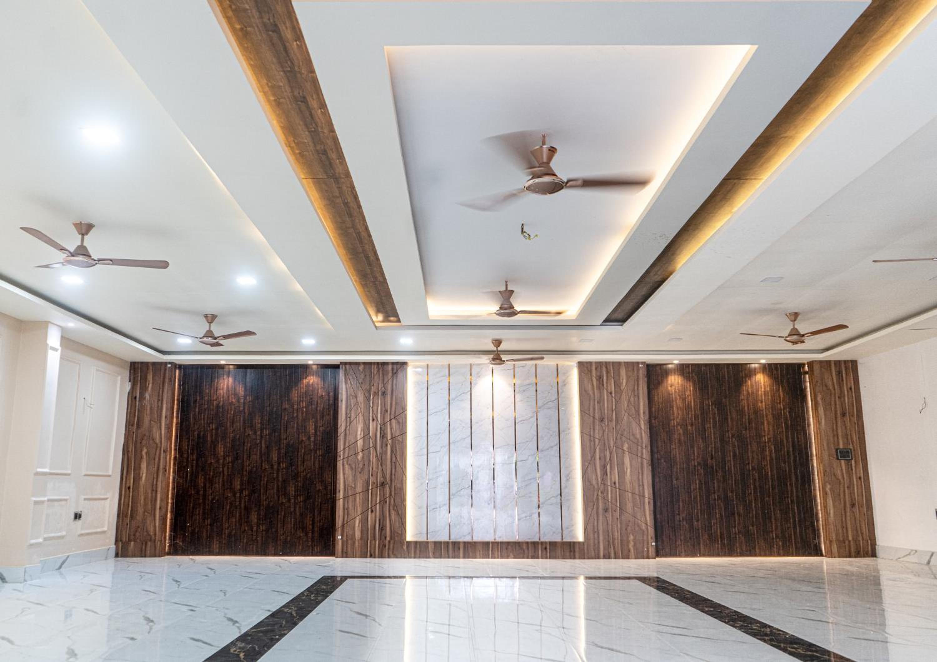 Hotel Garg