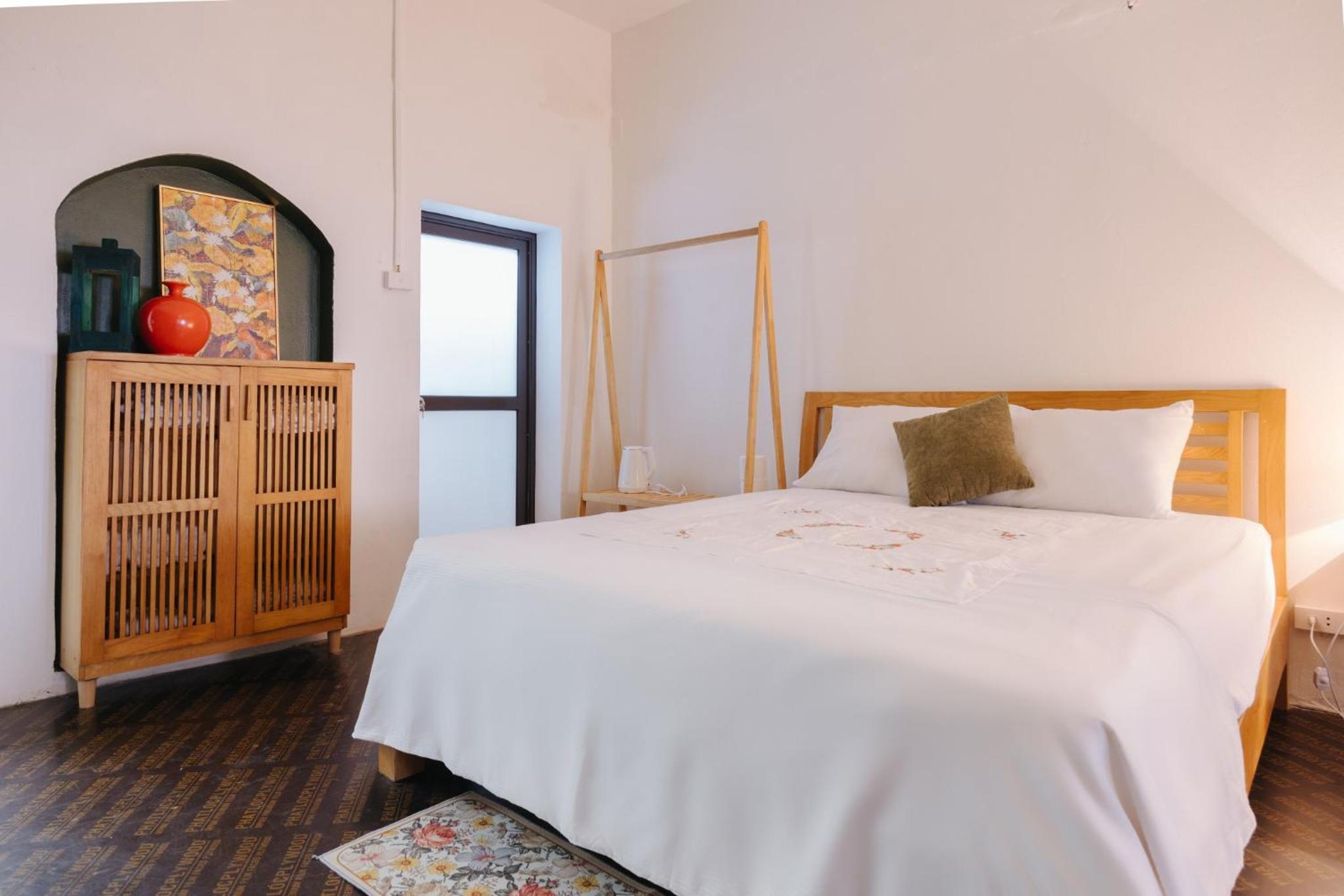 Homestay and Eggcoffee Central Hanoi Old Quarter